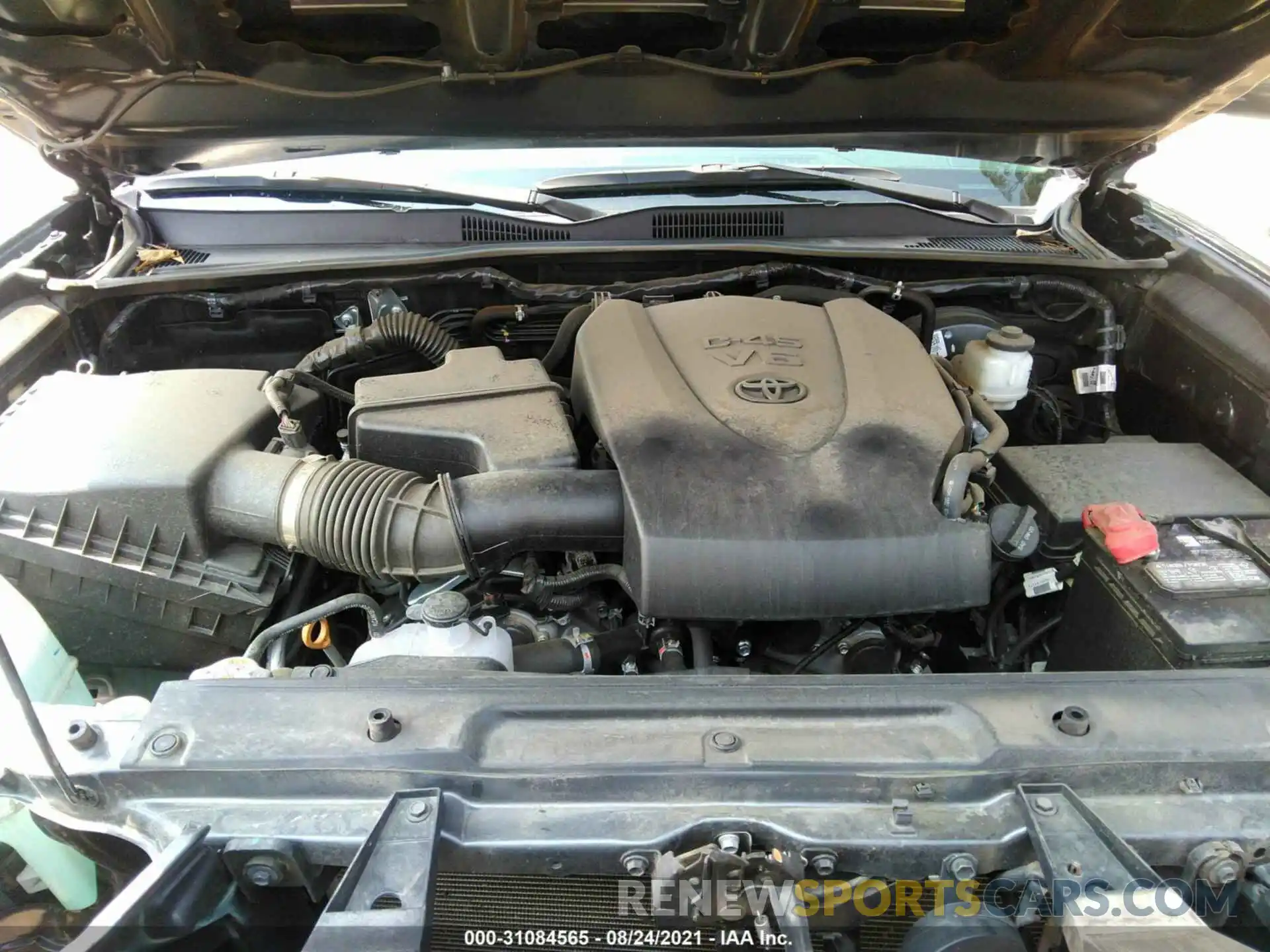 10 Photograph of a damaged car 3TMAZ5CN9LM135669 TOYOTA TACOMA 2WD 2020