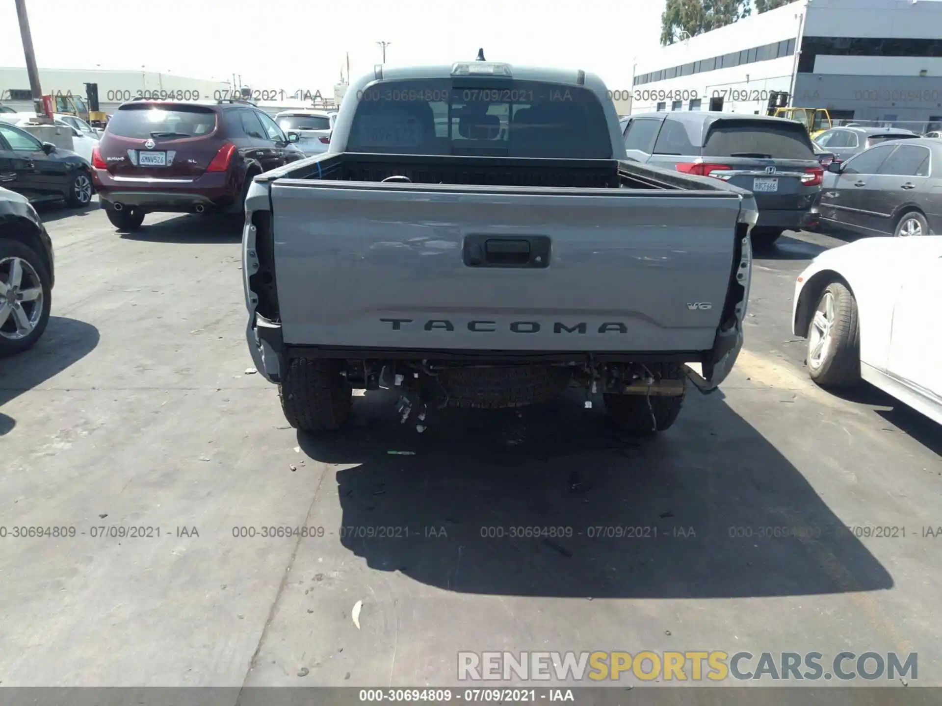 6 Photograph of a damaged car 3TMAZ5CN9LM137079 TOYOTA TACOMA 2WD 2020