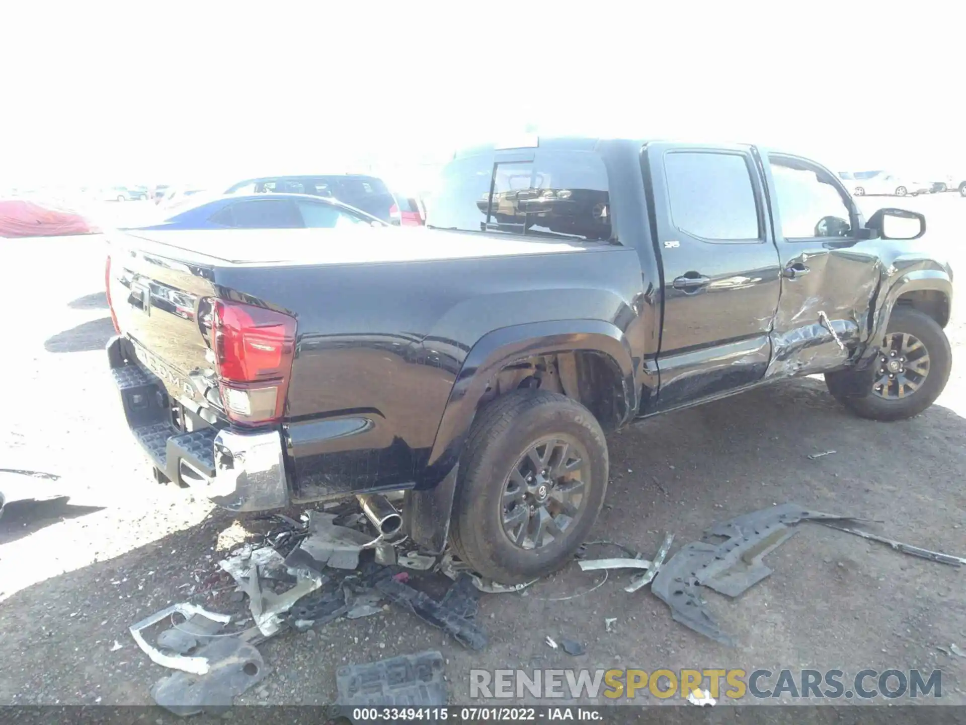 4 Photograph of a damaged car 3TMAZ5CN9LM137180 TOYOTA TACOMA 2WD 2020