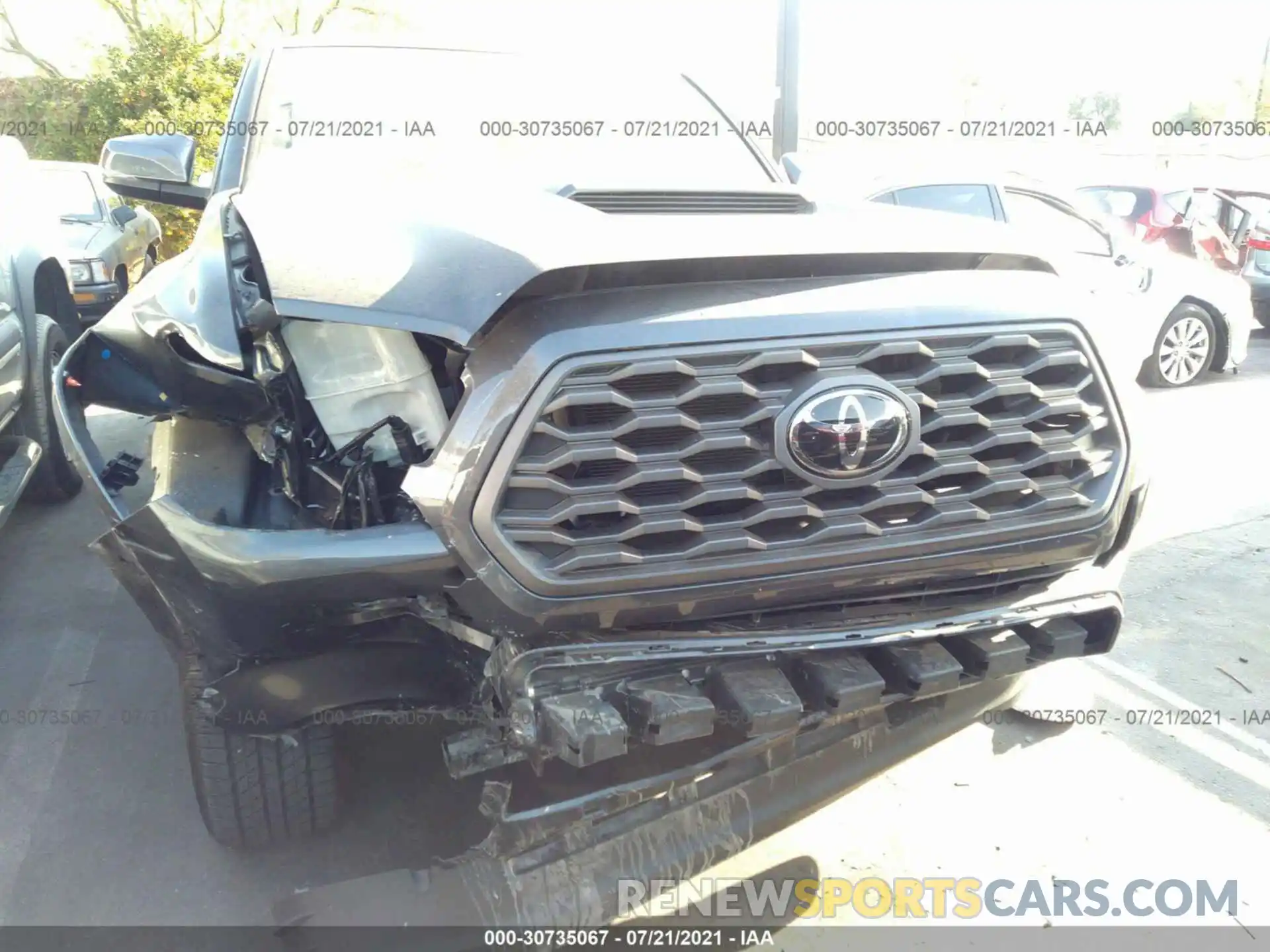 6 Photograph of a damaged car 3TMAZ5CN9LM137230 TOYOTA TACOMA 2WD 2020