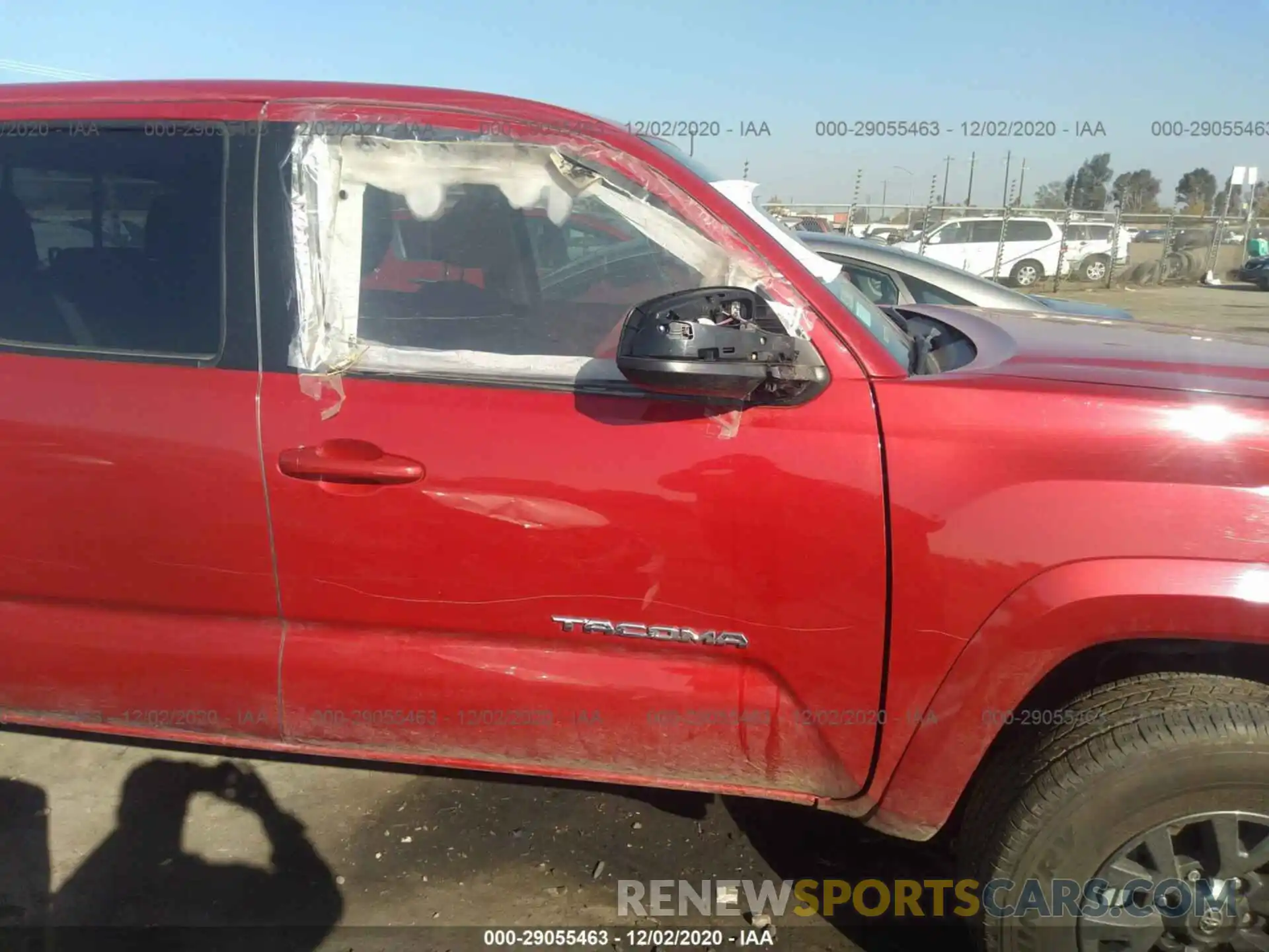 6 Photograph of a damaged car 3TMAZ5CNXLM126687 TOYOTA TACOMA 2WD 2020