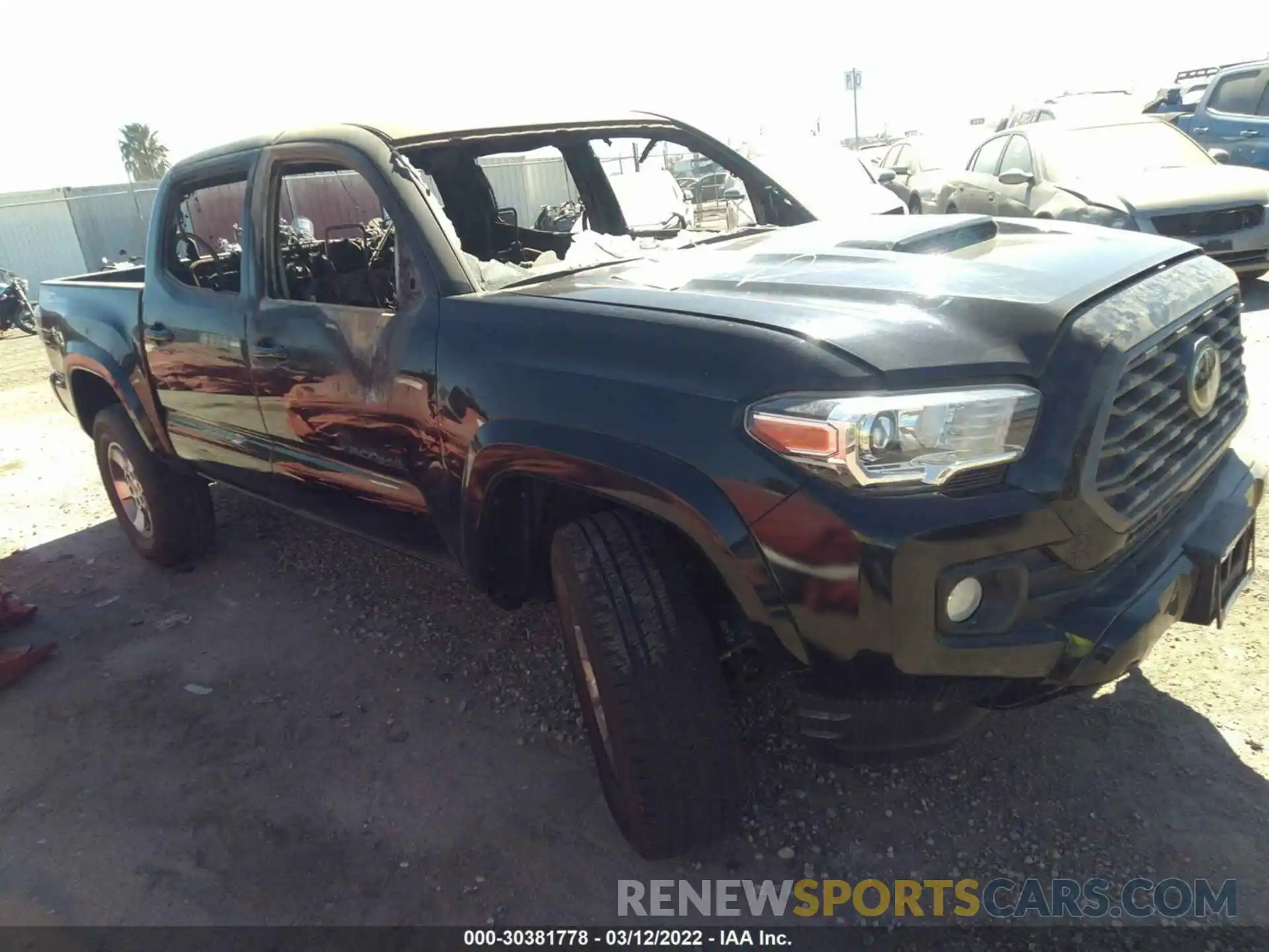 1 Photograph of a damaged car 3TMAZ5CNXLM133672 TOYOTA TACOMA 2WD 2020