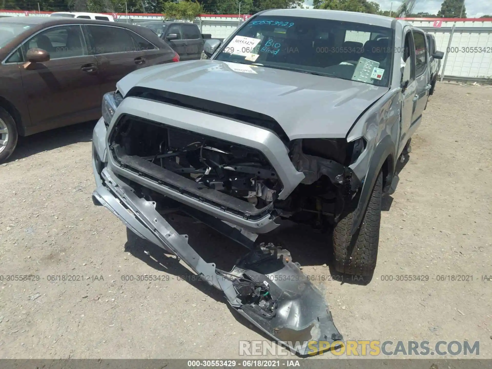 6 Photograph of a damaged car 3TMAZ5CNXLM134658 TOYOTA TACOMA 2WD 2020