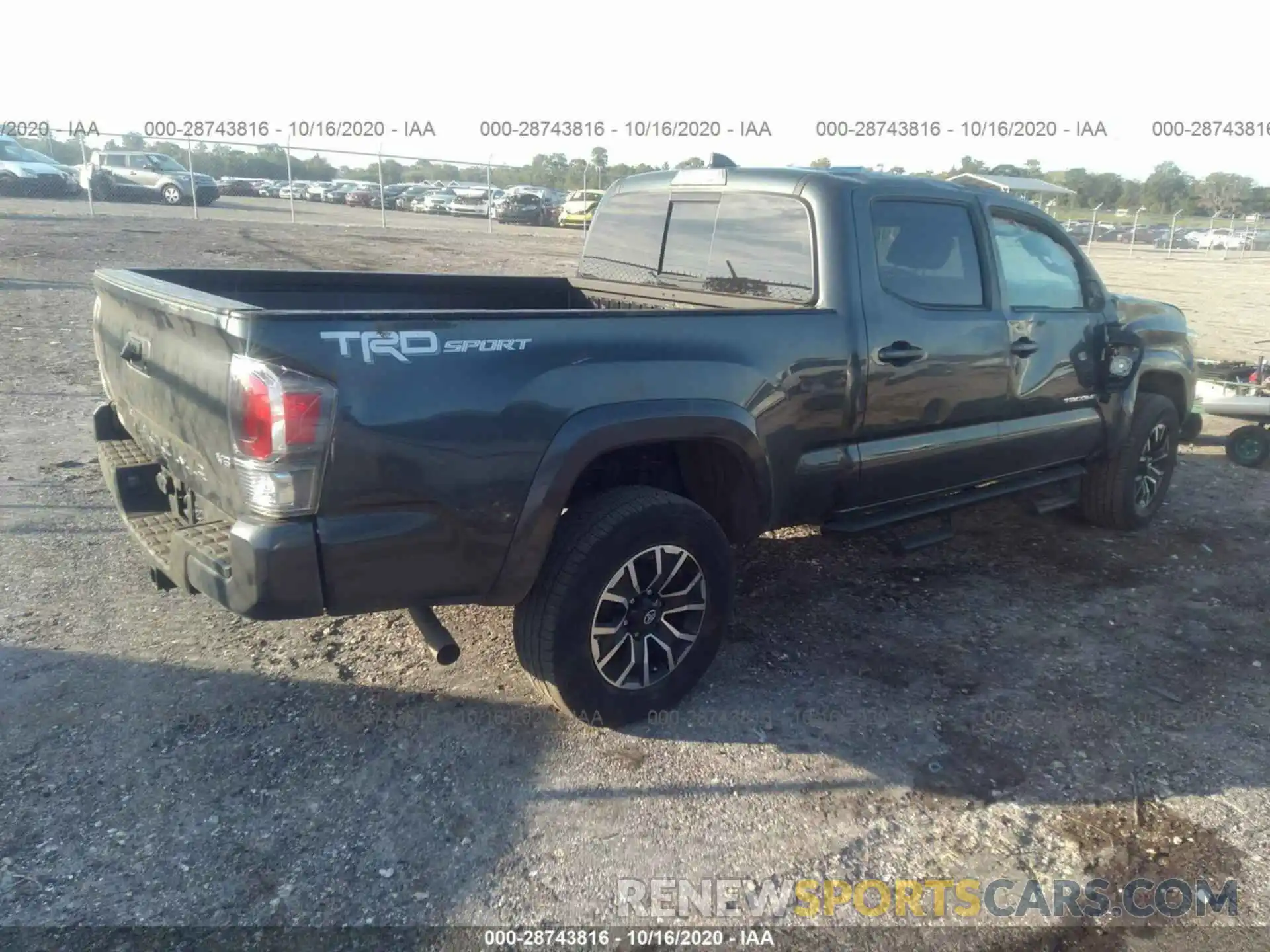 4 Фотография поврежденного автомобиля 3TMBZ5DN2LM027154 TOYOTA TACOMA 2WD 2020