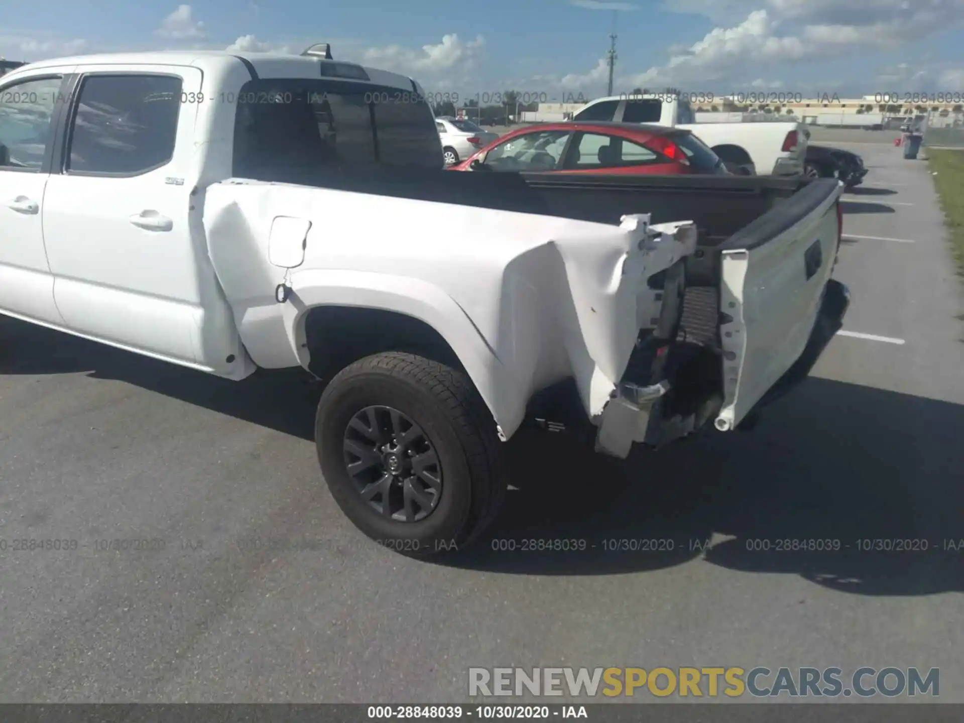 6 Фотография поврежденного автомобиля 3TMBZ5DN3LM025459 TOYOTA TACOMA 2WD 2020