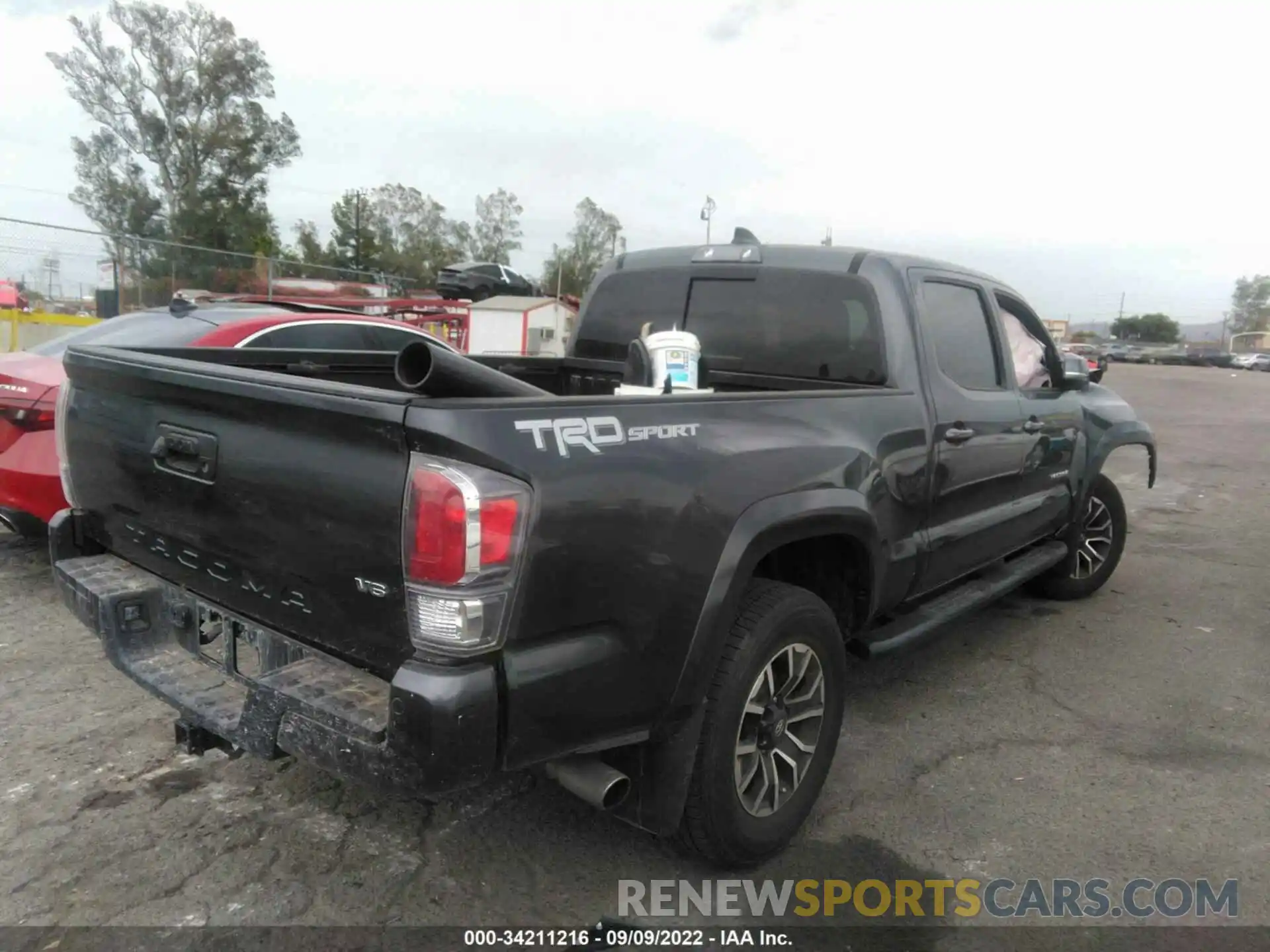 4 Photograph of a damaged car 3TMBZ5DN3LM026725 TOYOTA TACOMA 2WD 2020