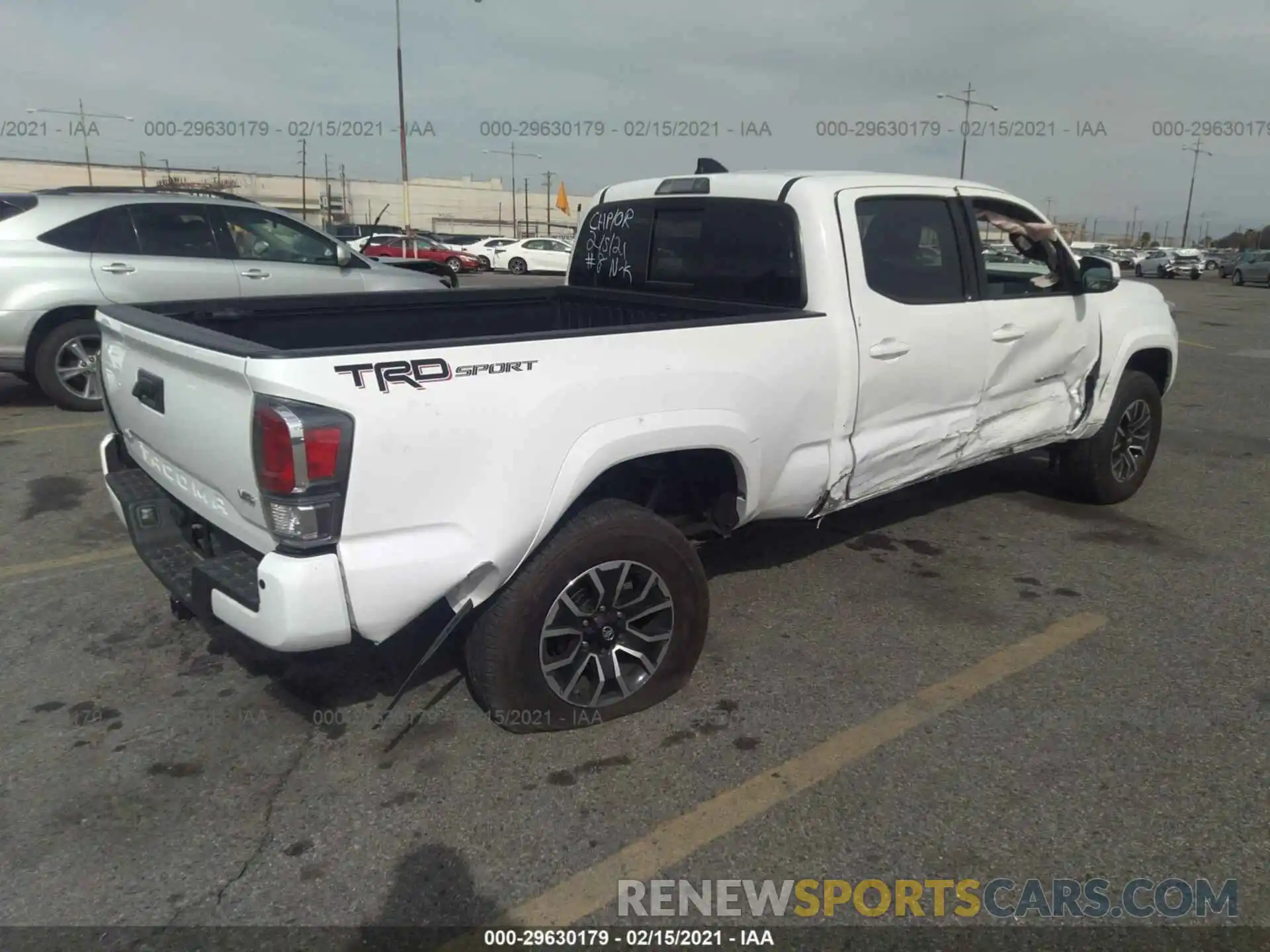 4 Фотография поврежденного автомобиля 3TMBZ5DN4LM025227 TOYOTA TACOMA 2WD 2020