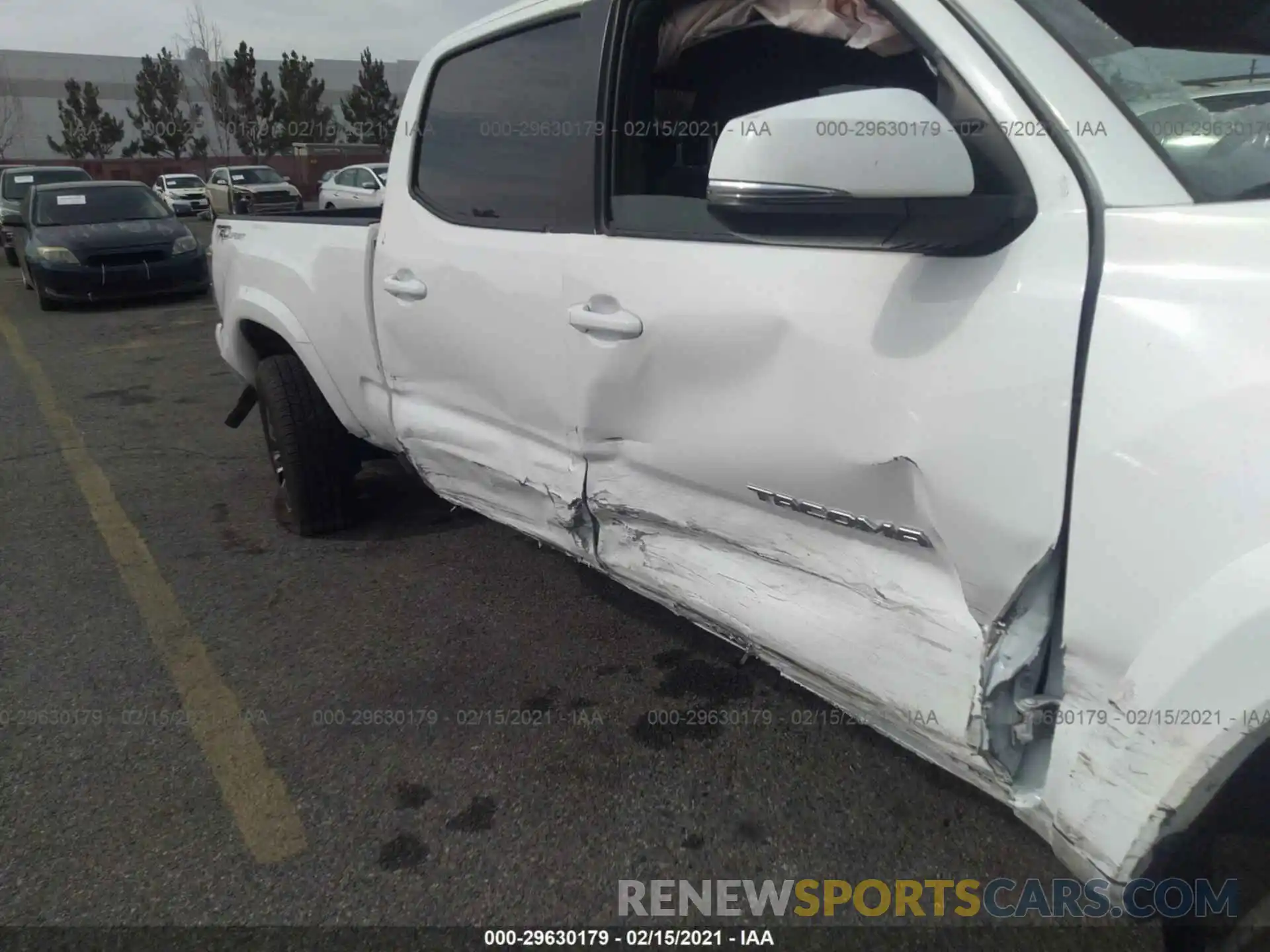 6 Фотография поврежденного автомобиля 3TMBZ5DN4LM025227 TOYOTA TACOMA 2WD 2020