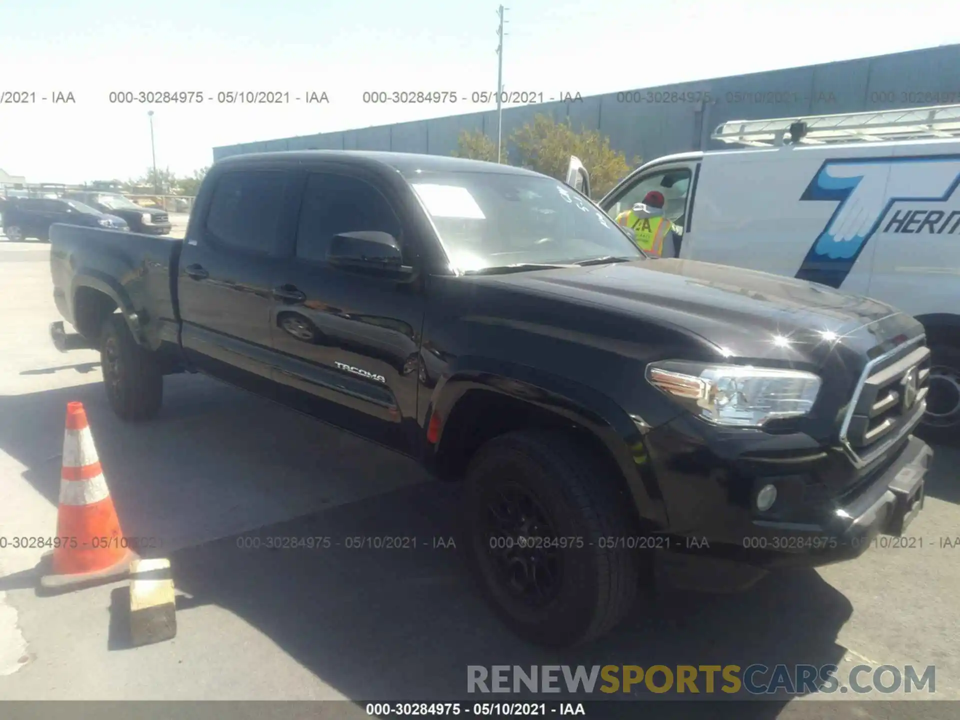 1 Photograph of a damaged car 3TMBZ5DN4LM025938 TOYOTA TACOMA 2WD 2020