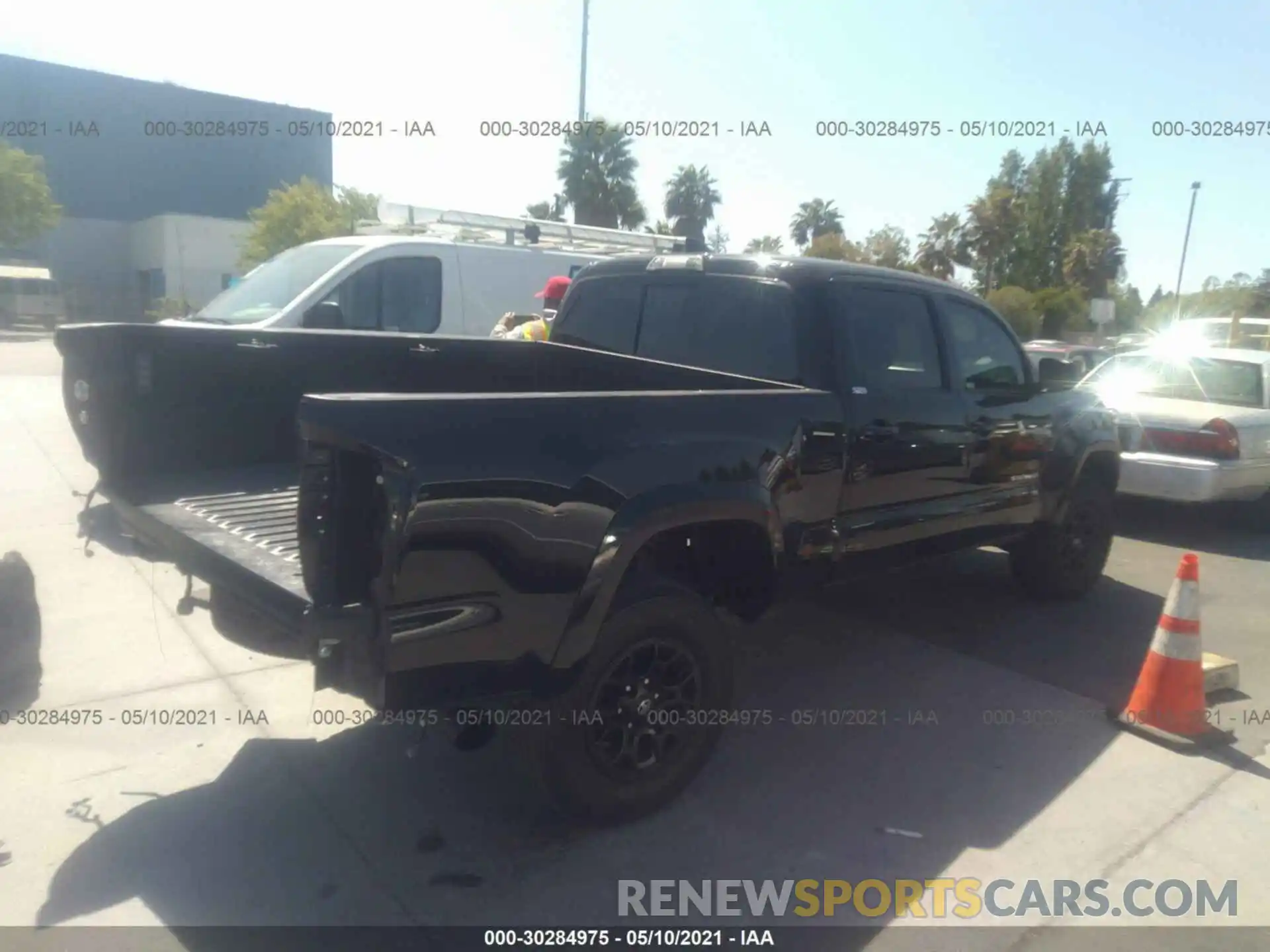 4 Photograph of a damaged car 3TMBZ5DN4LM025938 TOYOTA TACOMA 2WD 2020