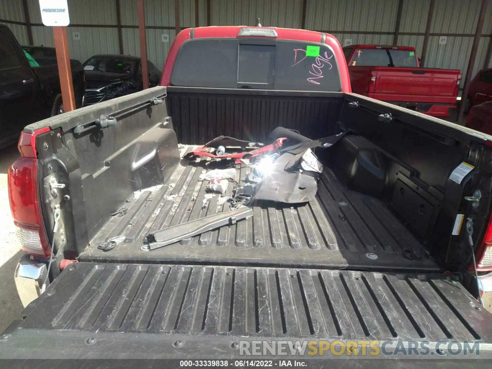 8 Фотография поврежденного автомобиля 3TMBZ5DN4LM026426 TOYOTA TACOMA 2WD 2020