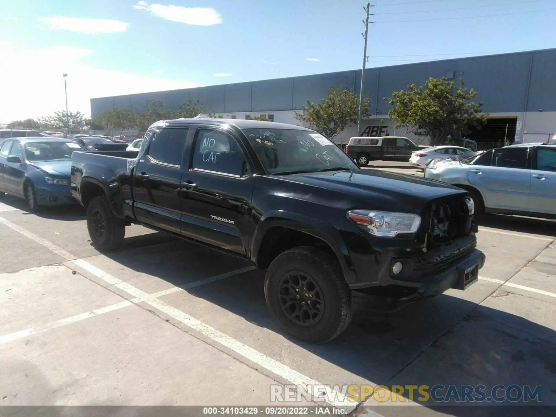 1 Photograph of a damaged car 3TMBZ5DN6LM025956 TOYOTA TACOMA 2WD 2020