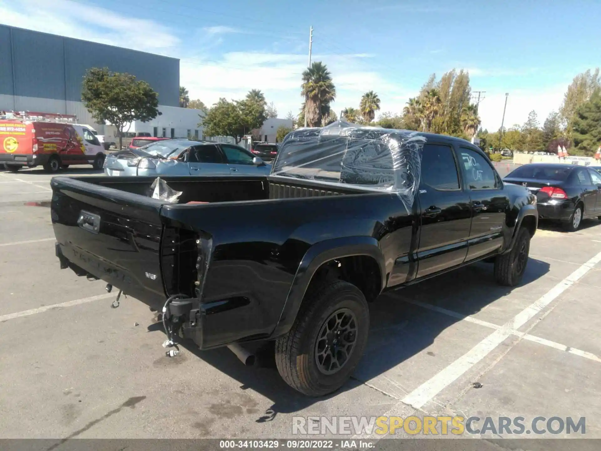 4 Photograph of a damaged car 3TMBZ5DN6LM025956 TOYOTA TACOMA 2WD 2020