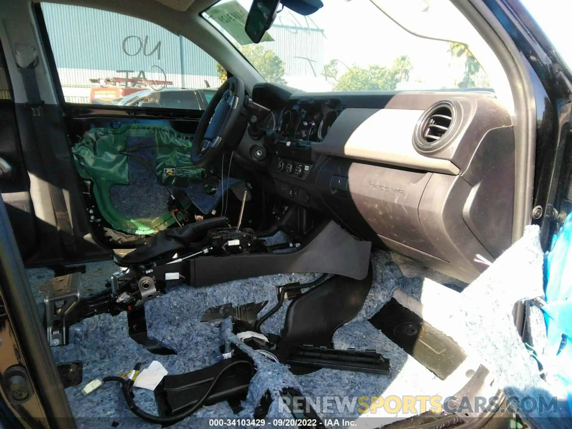 5 Photograph of a damaged car 3TMBZ5DN6LM025956 TOYOTA TACOMA 2WD 2020