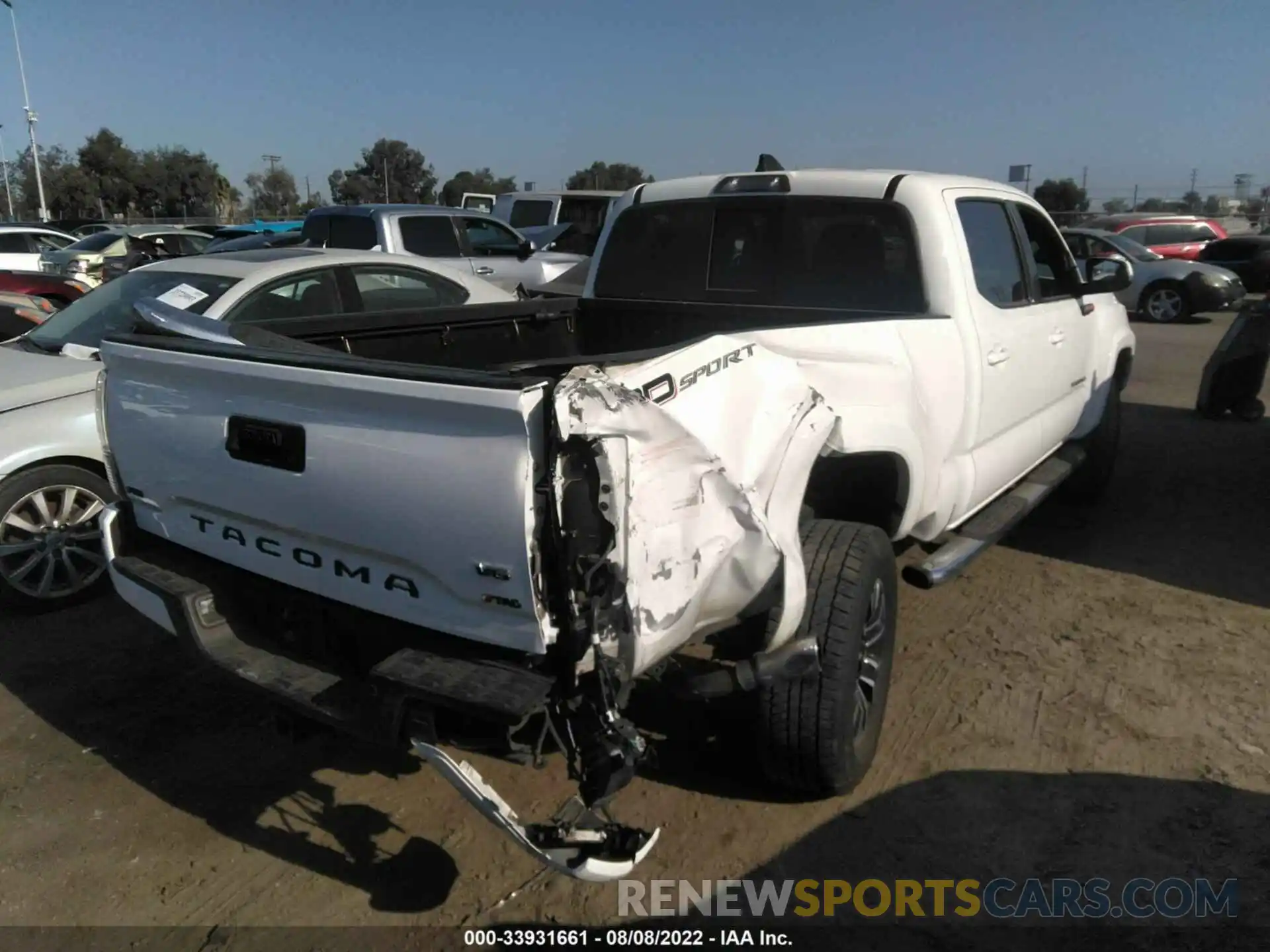 4 Photograph of a damaged car 3TMBZ5DN6LM026766 TOYOTA TACOMA 2WD 2020