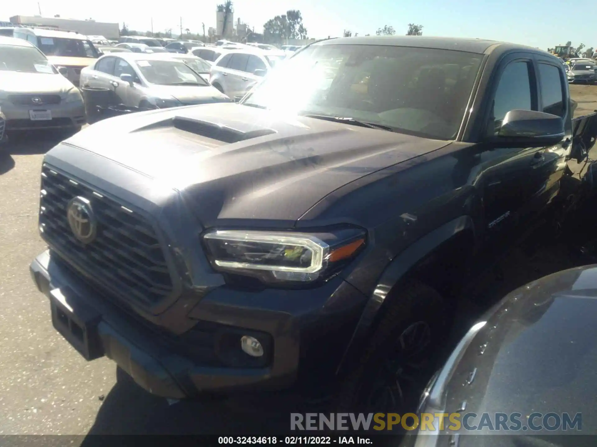 2 Photograph of a damaged car 3TMBZ5DN7LM025285 TOYOTA TACOMA 2WD 2020