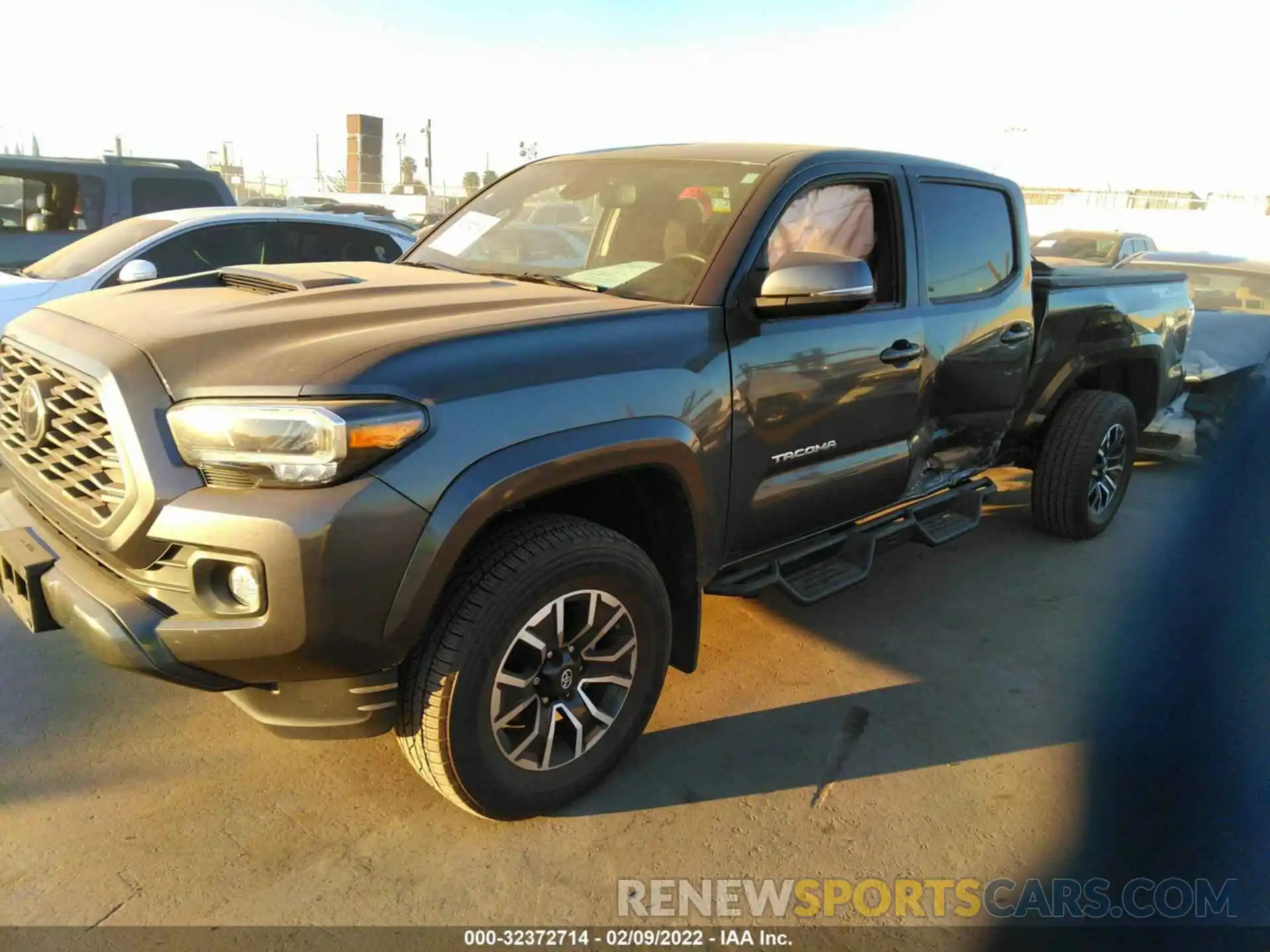 2 Photograph of a damaged car 3TMBZ5DN8LM024341 TOYOTA TACOMA 2WD 2020