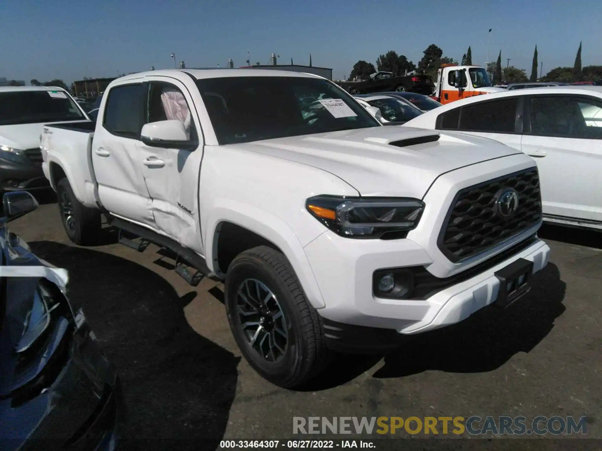 1 Photograph of a damaged car 3TMBZ5DN9LM026213 TOYOTA TACOMA 2WD 2020