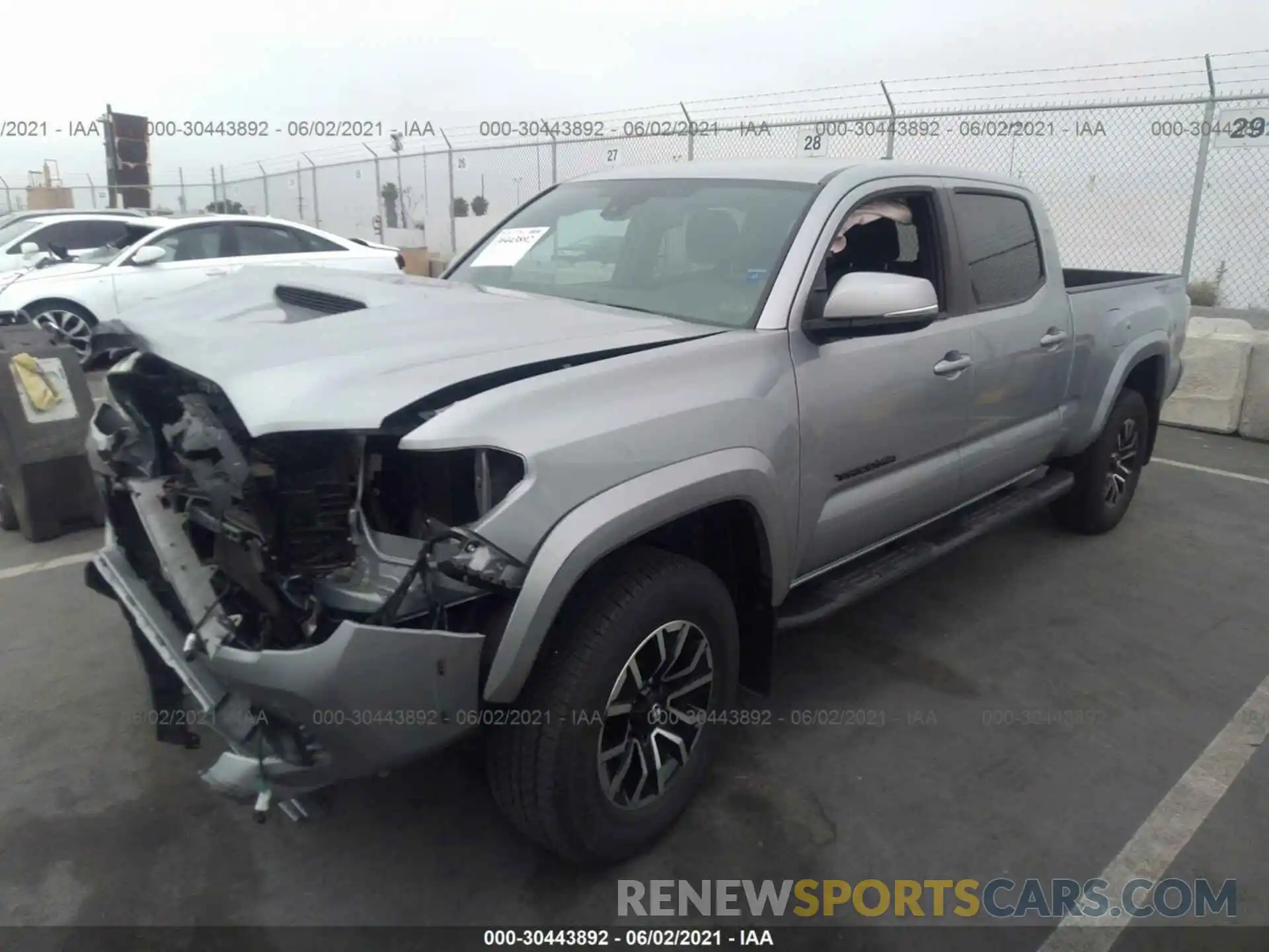 2 Photograph of a damaged car 3TMBZ5DNXLM025622 TOYOTA TACOMA 2WD 2020