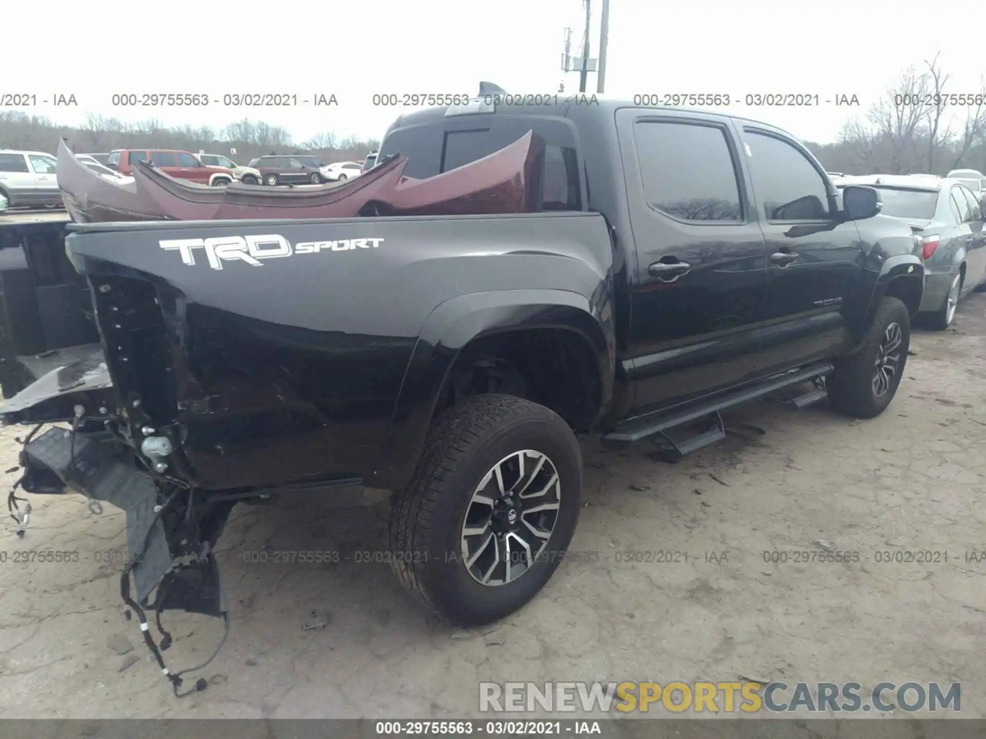 4 Photograph of a damaged car 3TYAZ5CN0LT001430 TOYOTA TACOMA 2WD 2020