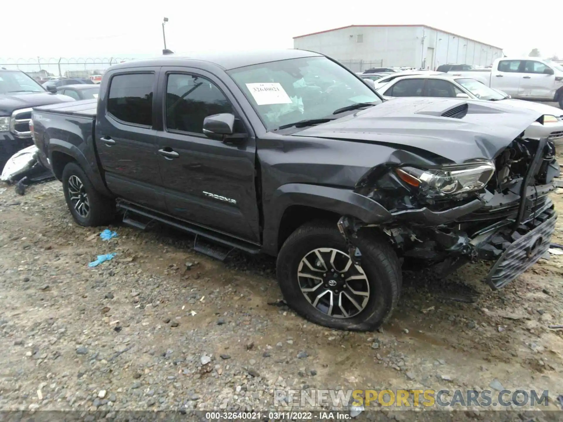 1 Photograph of a damaged car 3TYAZ5CN0LT001671 TOYOTA TACOMA 2WD 2020