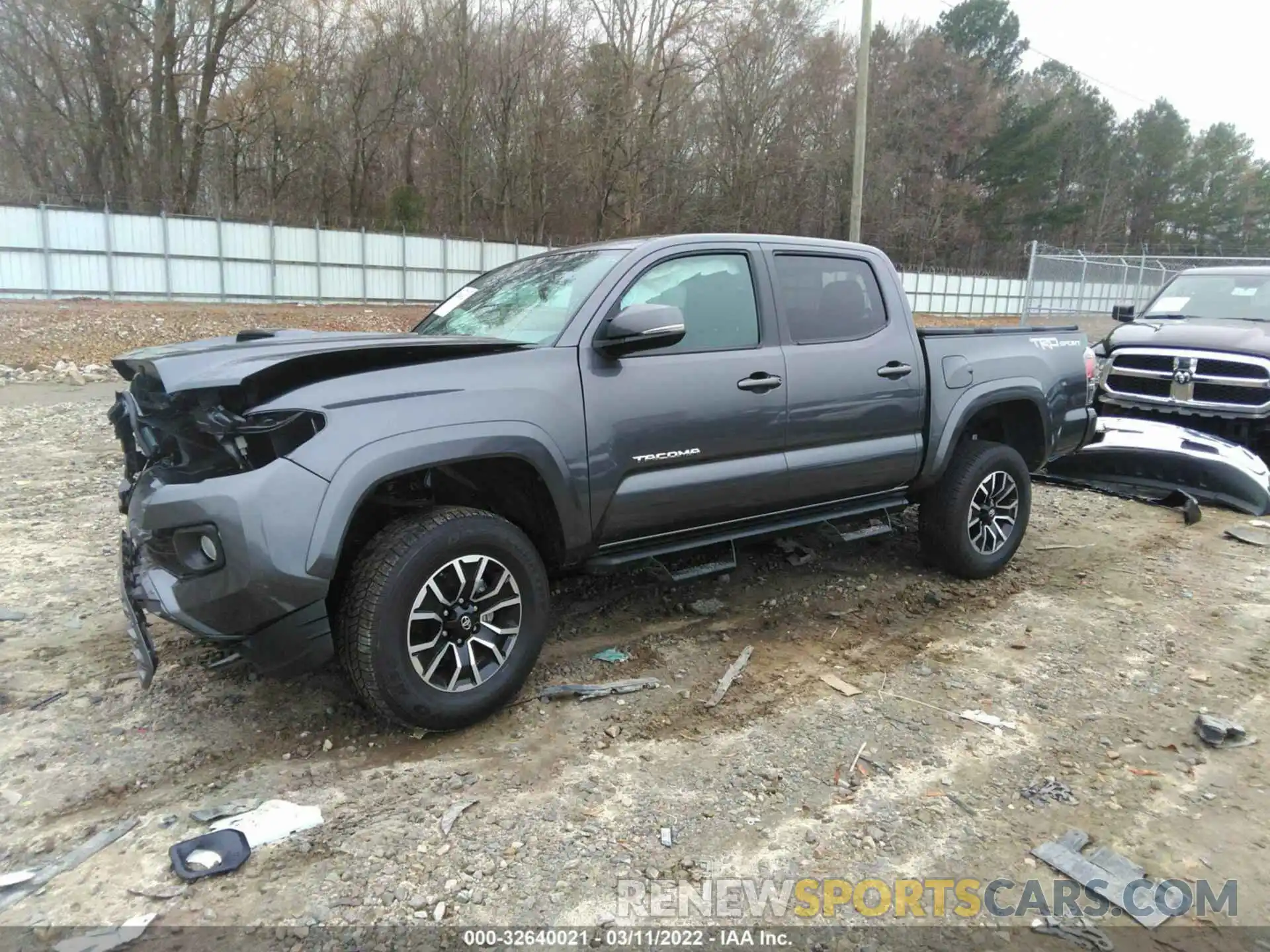 2 Photograph of a damaged car 3TYAZ5CN0LT001671 TOYOTA TACOMA 2WD 2020