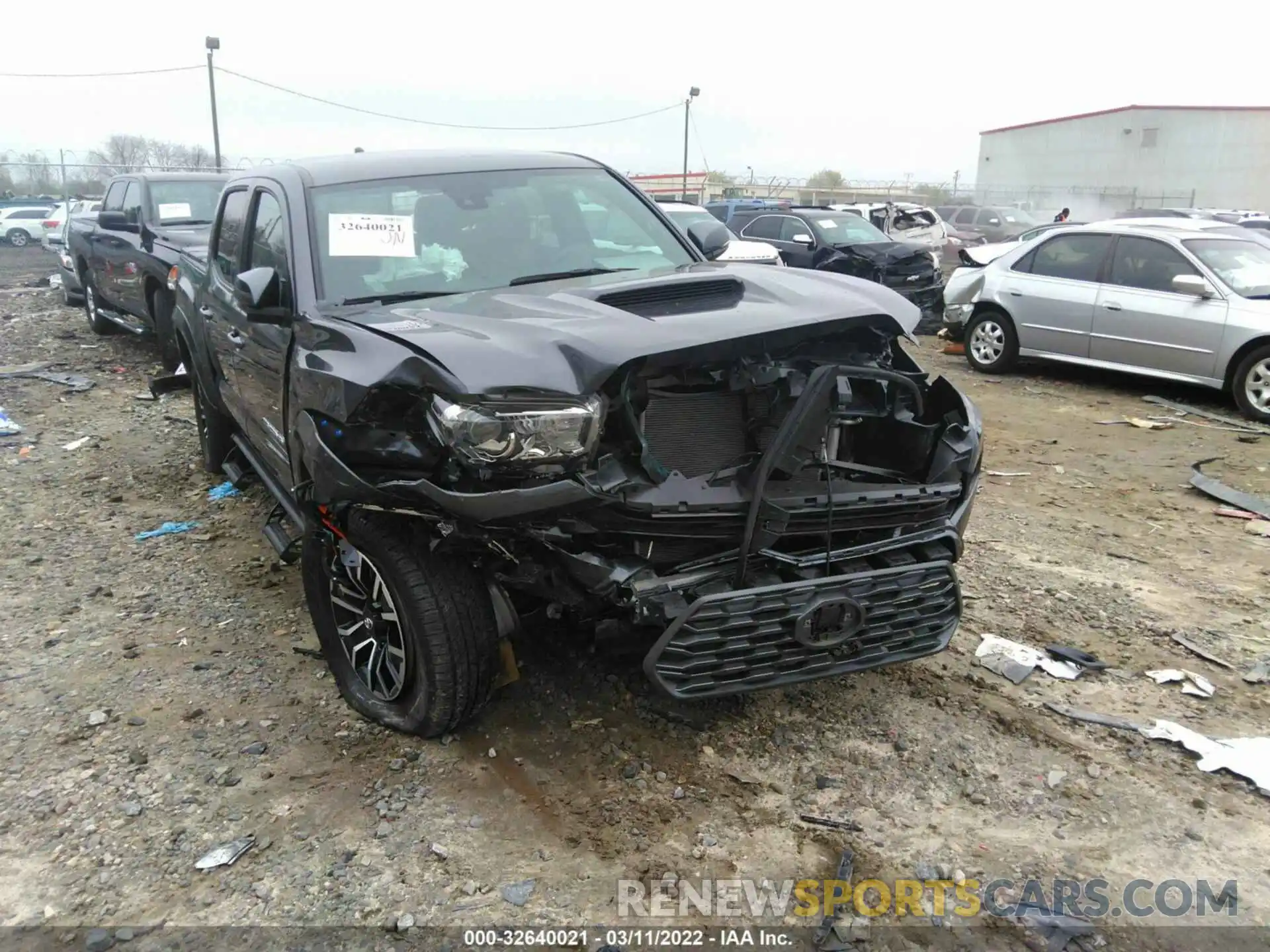 6 Photograph of a damaged car 3TYAZ5CN0LT001671 TOYOTA TACOMA 2WD 2020