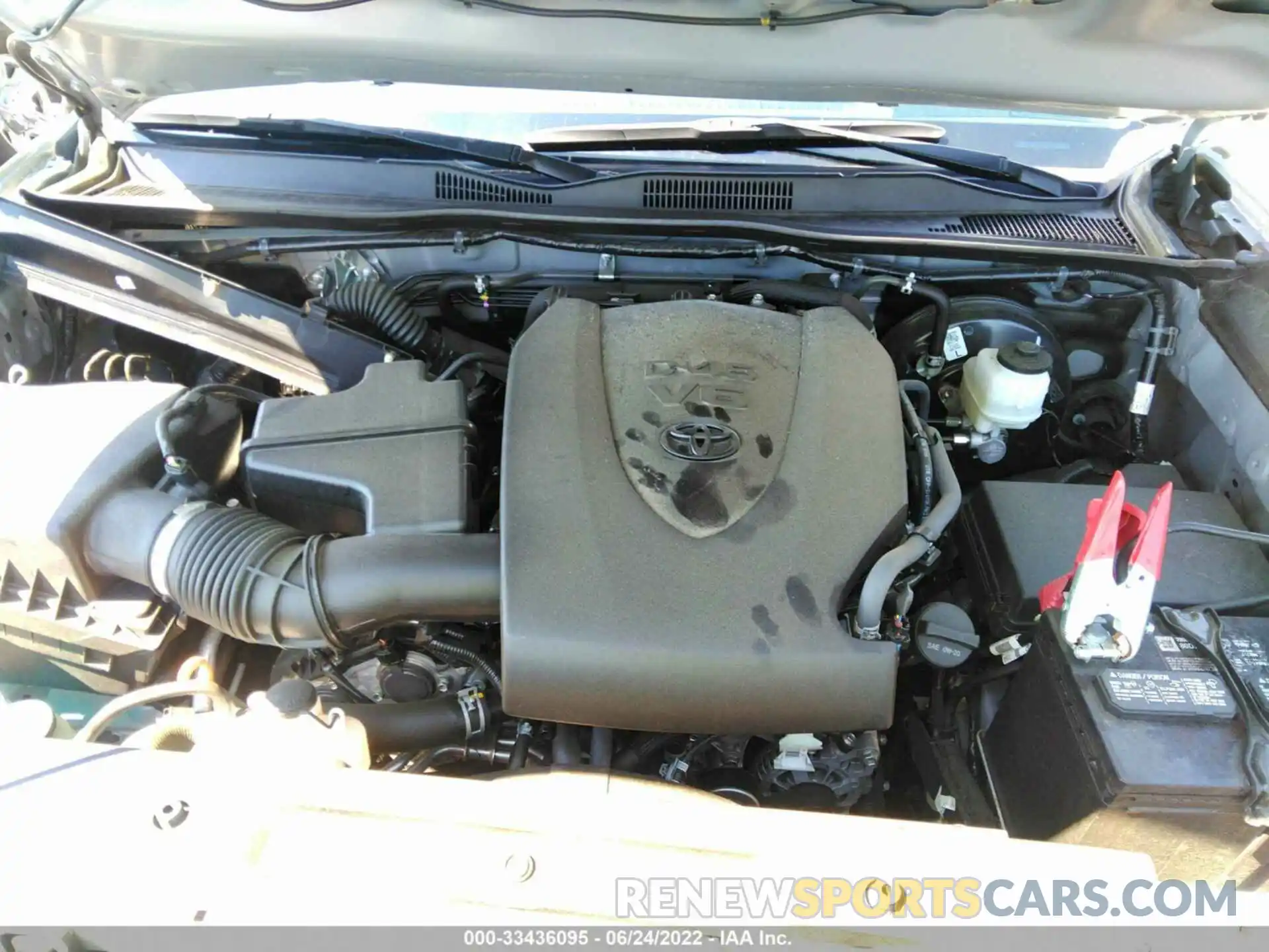 10 Photograph of a damaged car 3TYAZ5CN3LT000708 TOYOTA TACOMA 2WD 2020