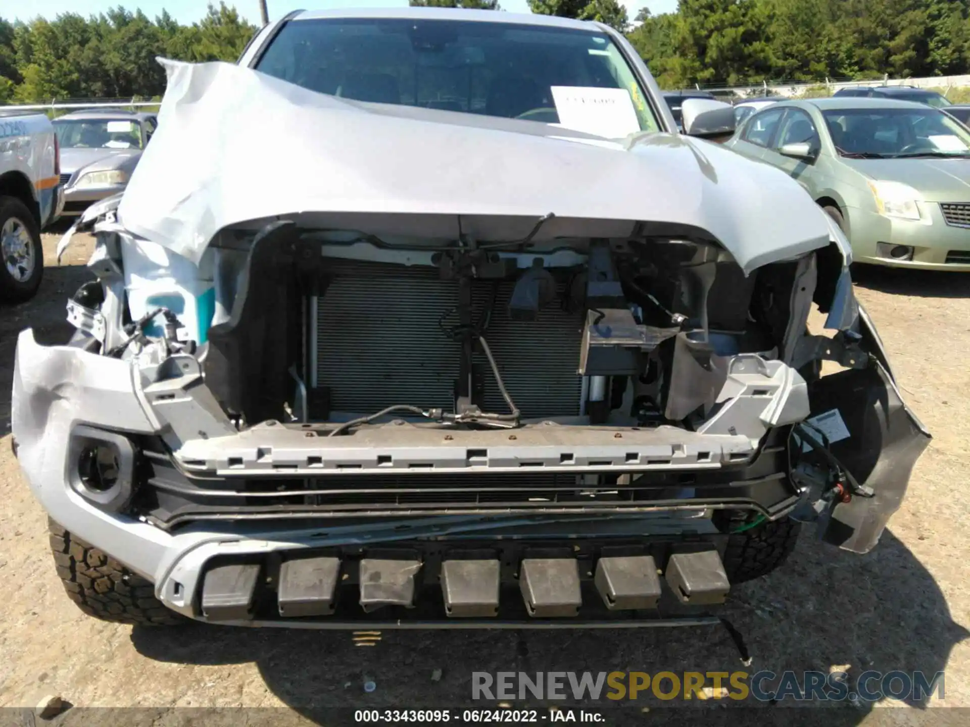 6 Photograph of a damaged car 3TYAZ5CN3LT000708 TOYOTA TACOMA 2WD 2020