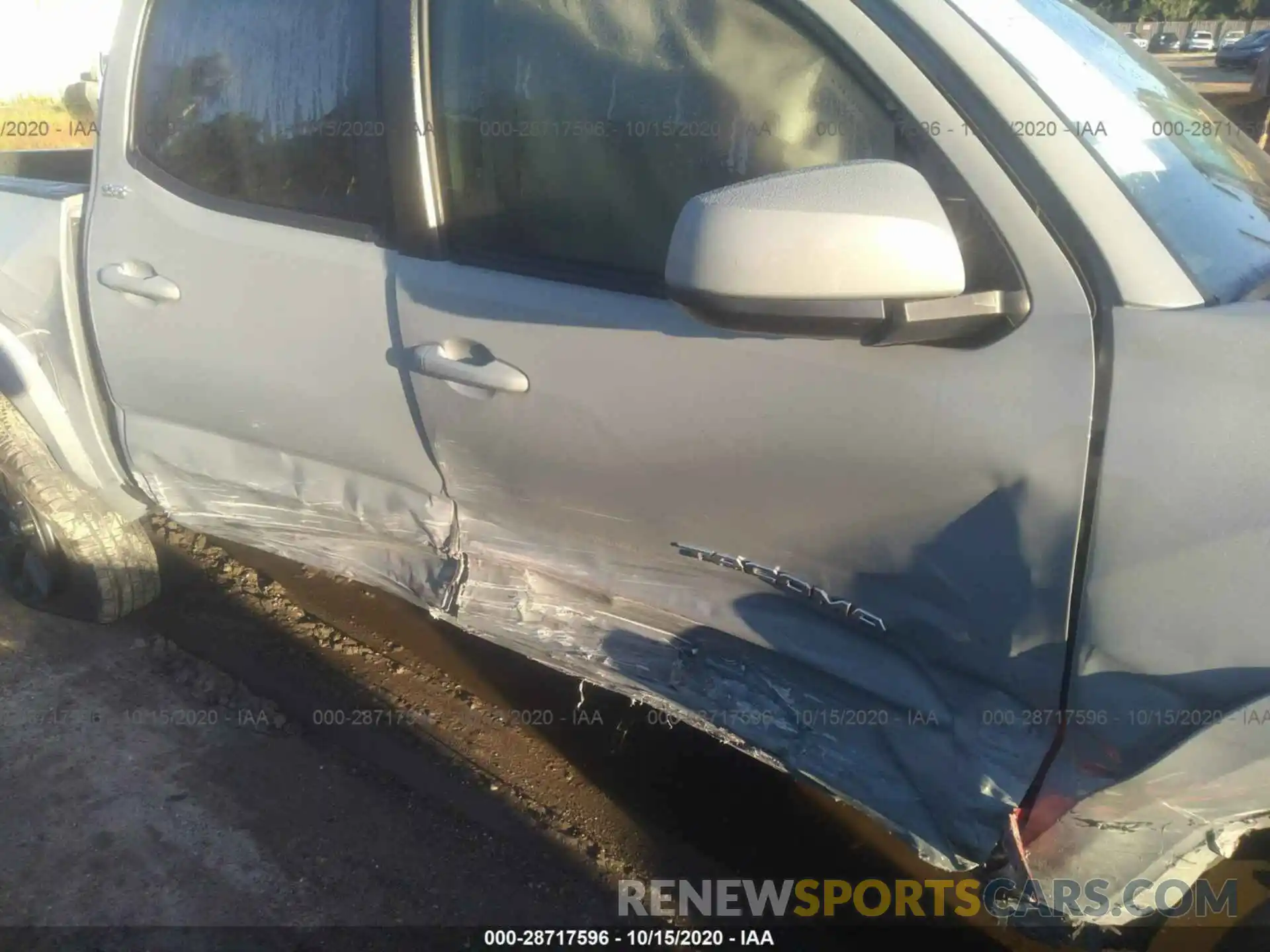 6 Photograph of a damaged car 3TYAZ5CN5LT001164 TOYOTA TACOMA 2WD 2020