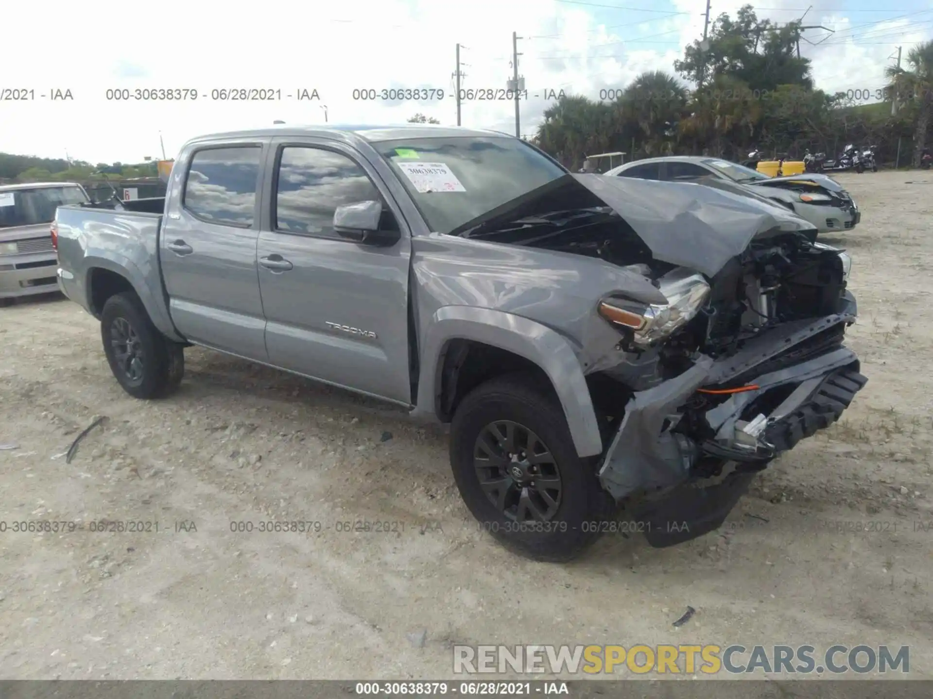 1 Photograph of a damaged car 3TYAZ5CN7LT001165 TOYOTA TACOMA 2WD 2020