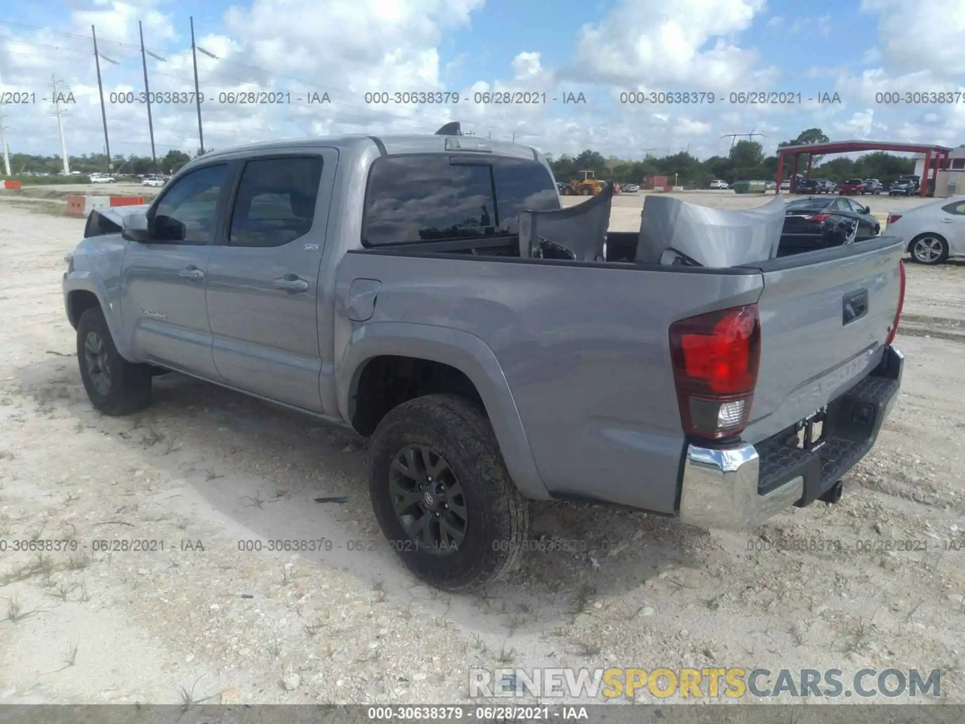 3 Photograph of a damaged car 3TYAZ5CN7LT001165 TOYOTA TACOMA 2WD 2020