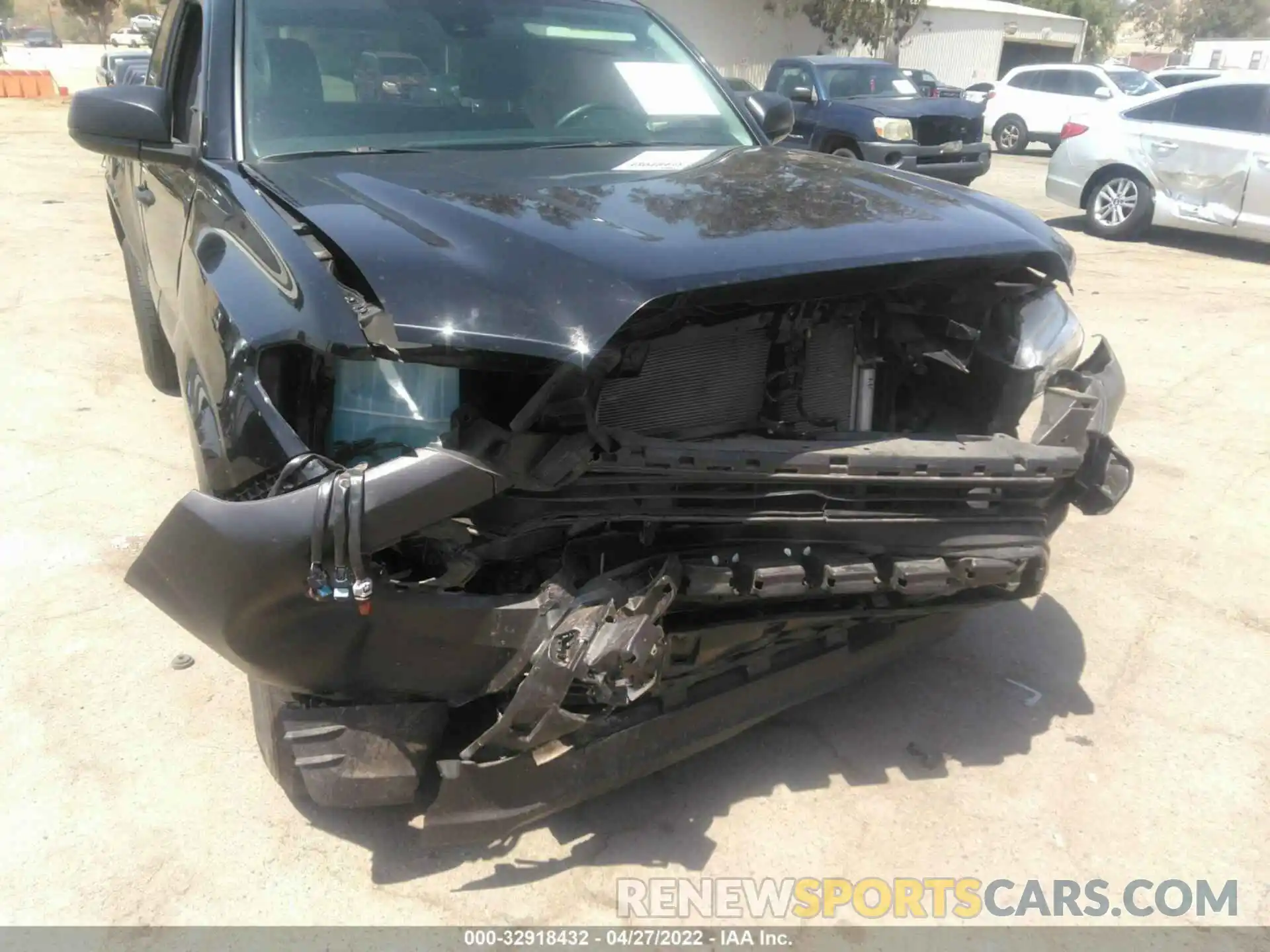 6 Photograph of a damaged car 3TYRX5GN0LT000894 TOYOTA TACOMA 2WD 2020