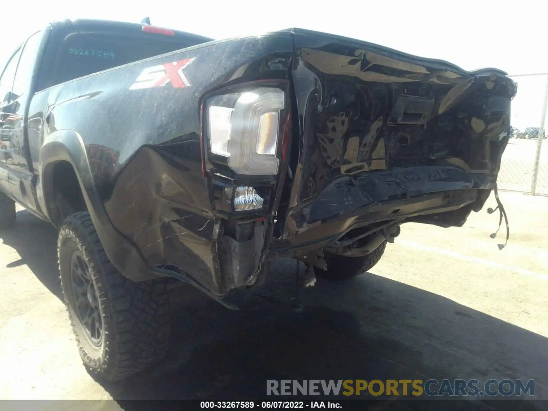 6 Photograph of a damaged car 3TYRX5GN0LT002743 TOYOTA TACOMA 2WD 2020