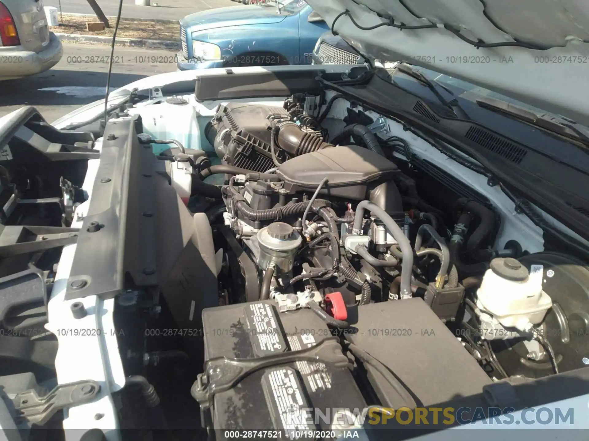 10 Photograph of a damaged car 3TYRX5GN1LT000368 TOYOTA TACOMA 2WD 2020