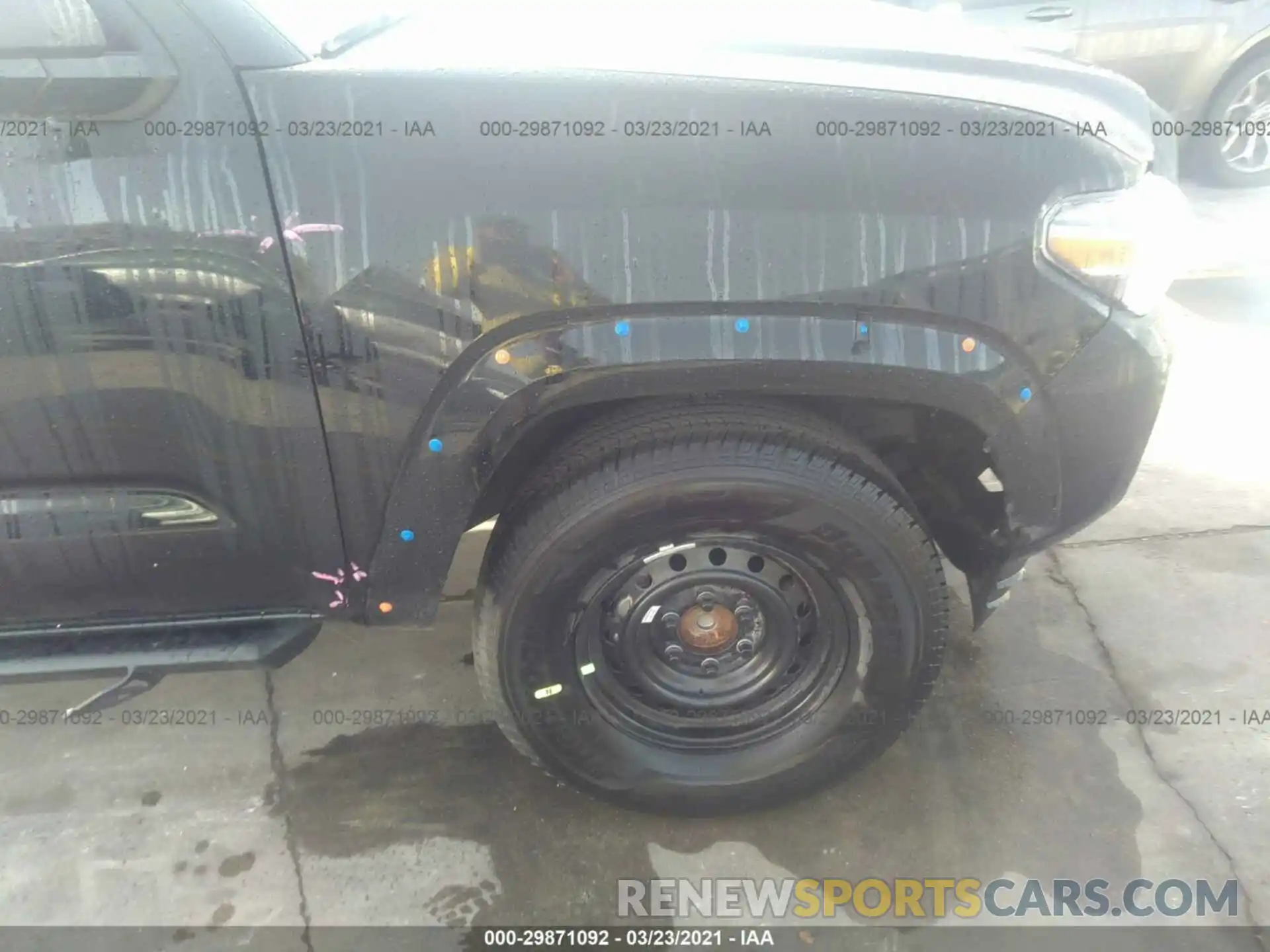 6 Photograph of a damaged car 3TYRX5GN1LT003559 TOYOTA TACOMA 2WD 2020