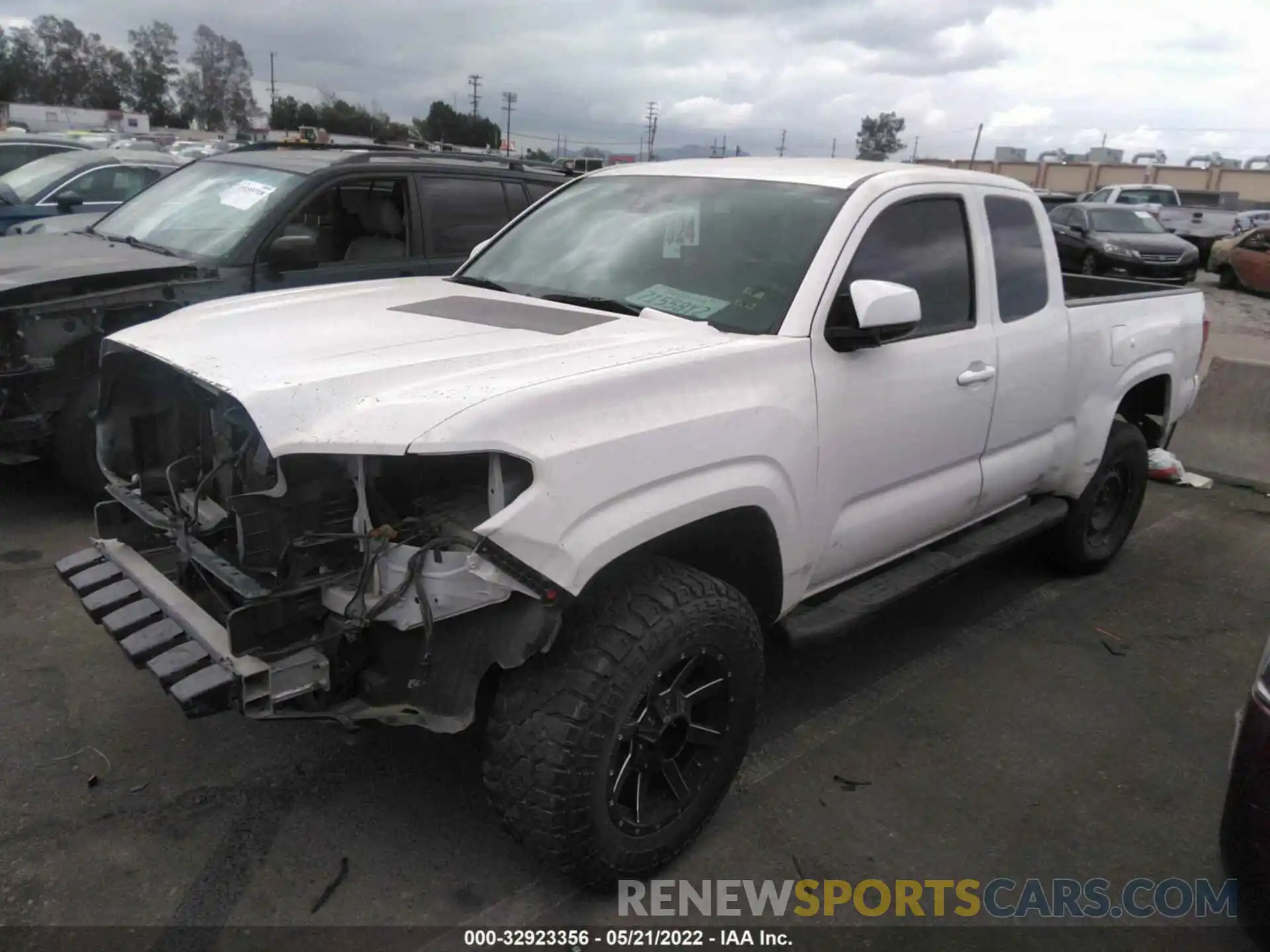 2 Photograph of a damaged car 3TYRX5GN4LT000672 TOYOTA TACOMA 2WD 2020