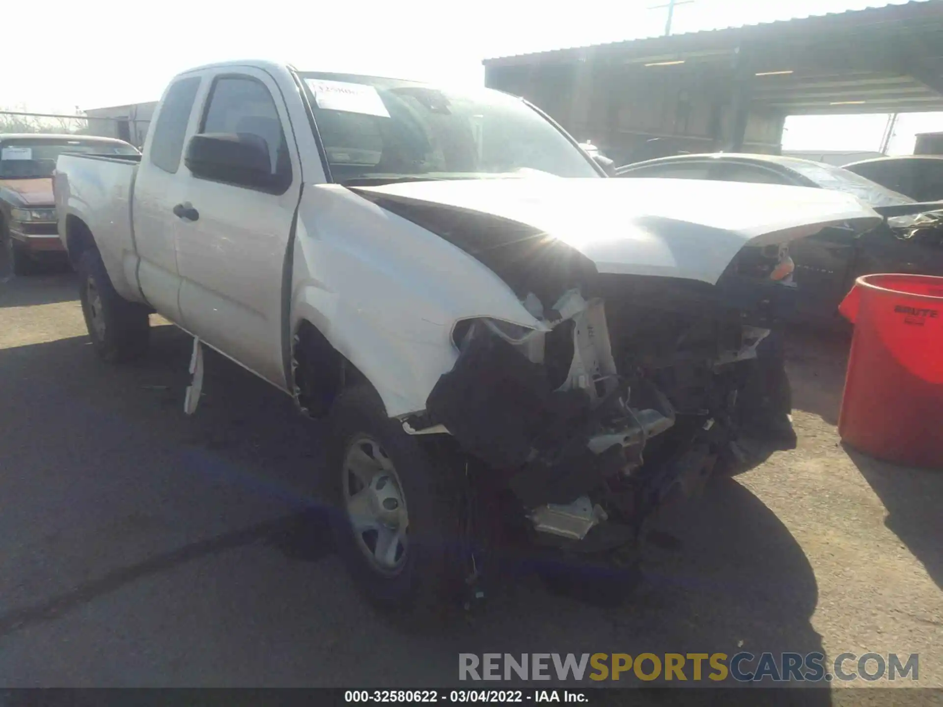 1 Photograph of a damaged car 3TYRX5GN6LT002312 TOYOTA TACOMA 2WD 2020