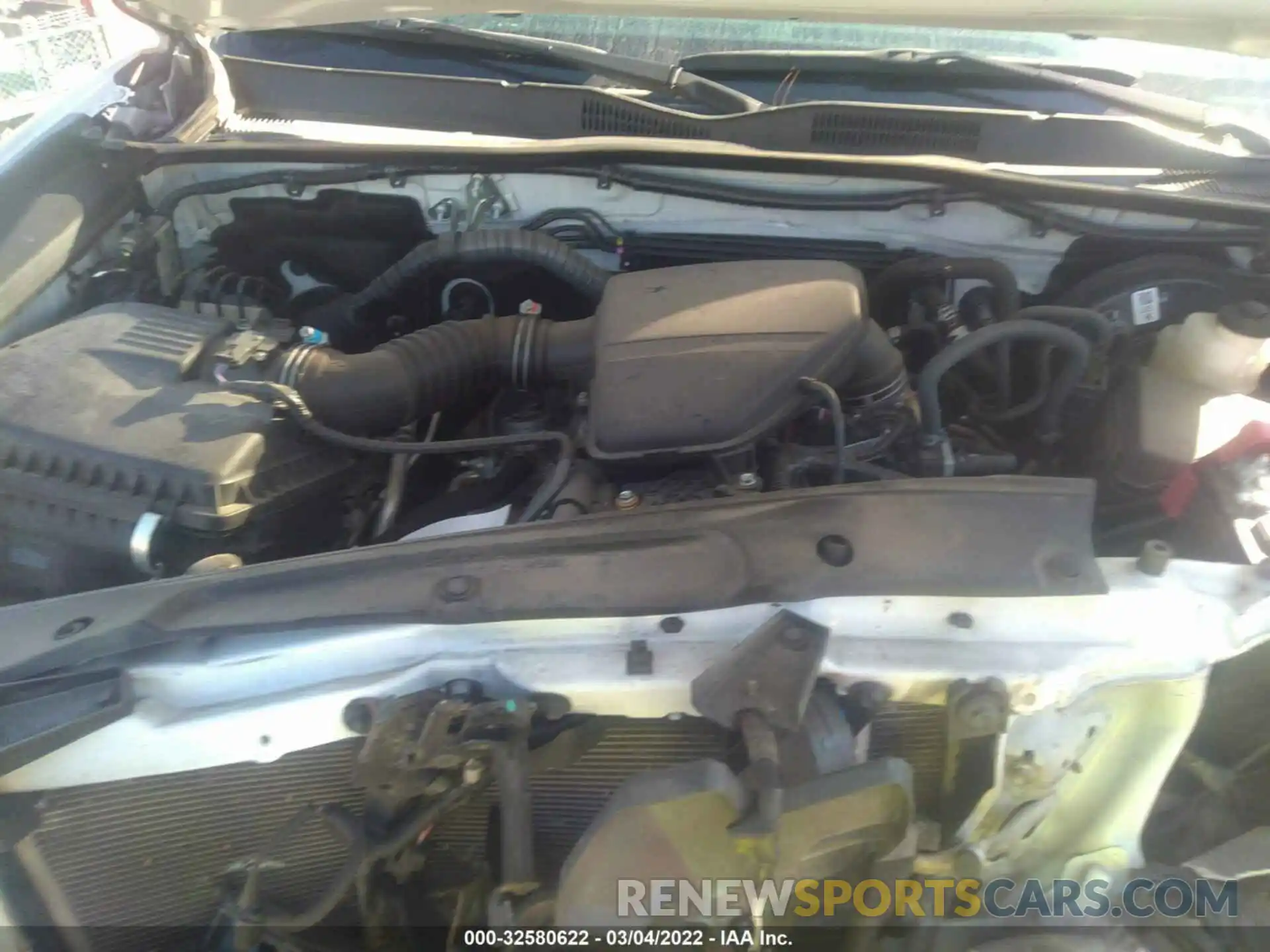 10 Photograph of a damaged car 3TYRX5GN6LT002312 TOYOTA TACOMA 2WD 2020