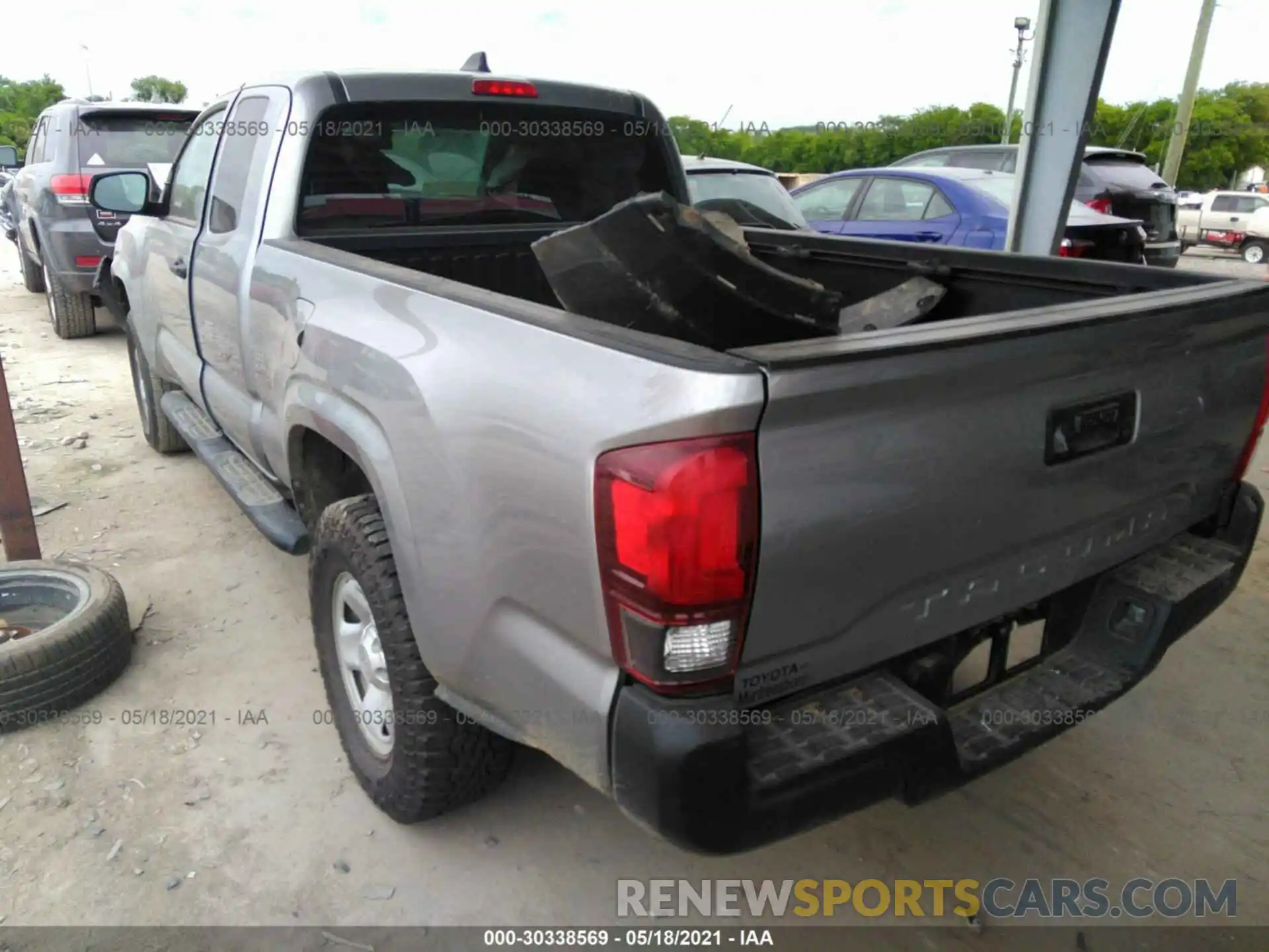 3 Photograph of a damaged car 3TYRX5GN6LT003282 TOYOTA TACOMA 2WD 2020