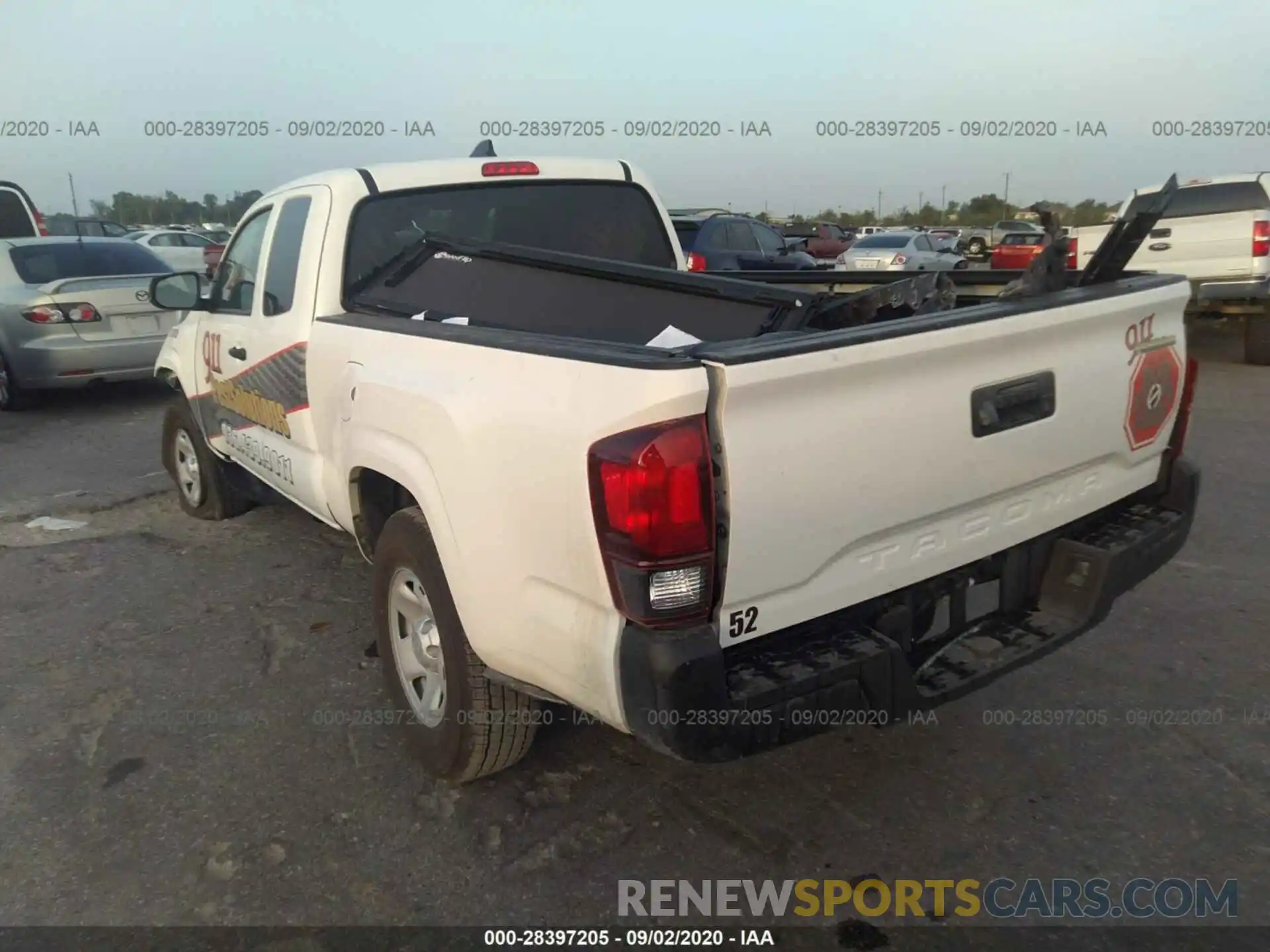 3 Фотография поврежденного автомобиля 3TYRX5GN7LT001721 TOYOTA TACOMA 2WD 2020