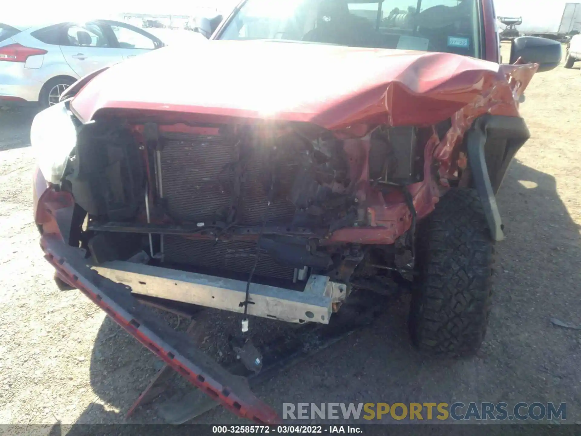 6 Photograph of a damaged car 3TYRX5GN7LT002836 TOYOTA TACOMA 2WD 2020