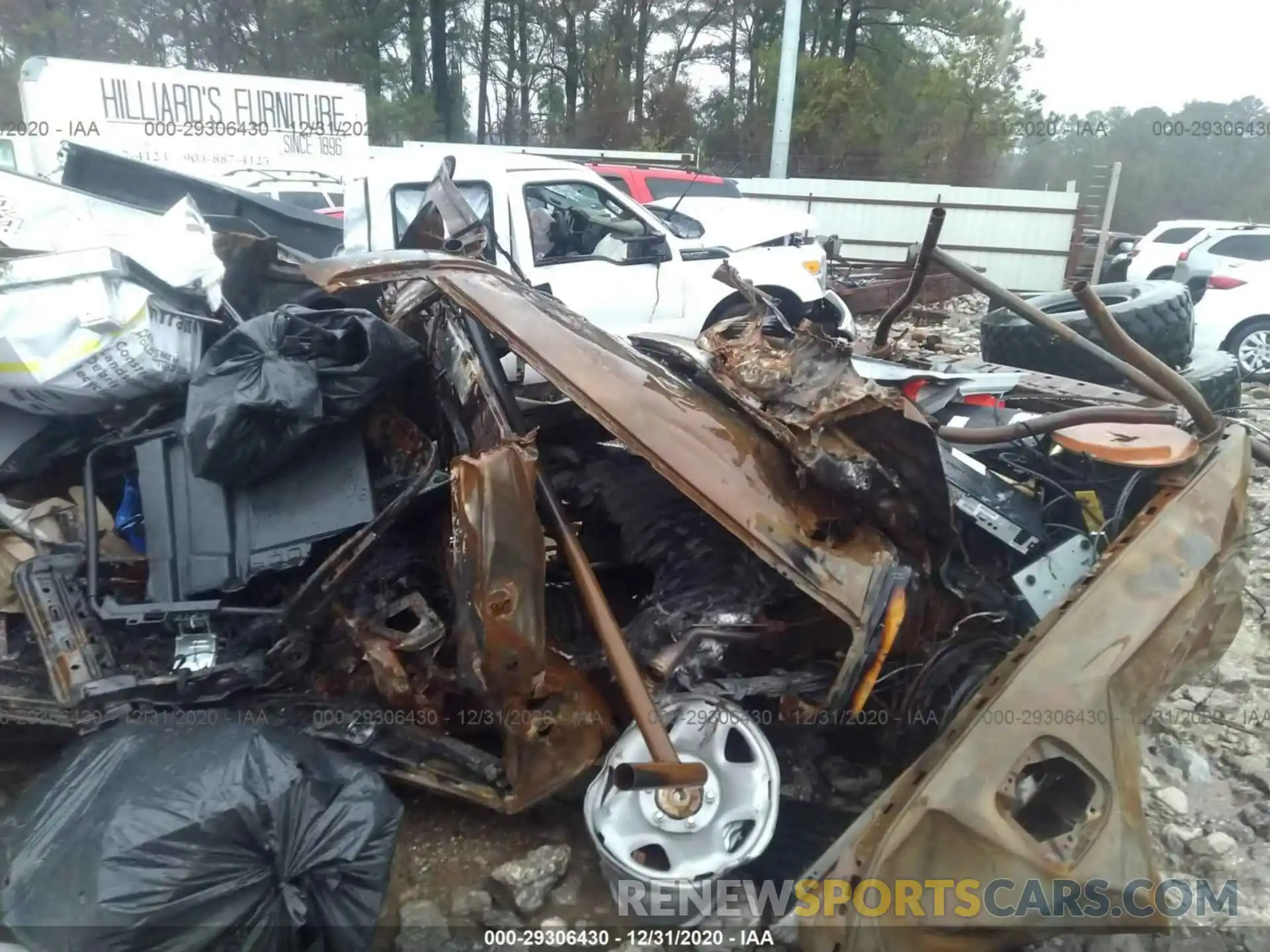 8 Фотография поврежденного автомобиля 3TYRX5GN7LT004182 TOYOTA TACOMA 2WD 2020