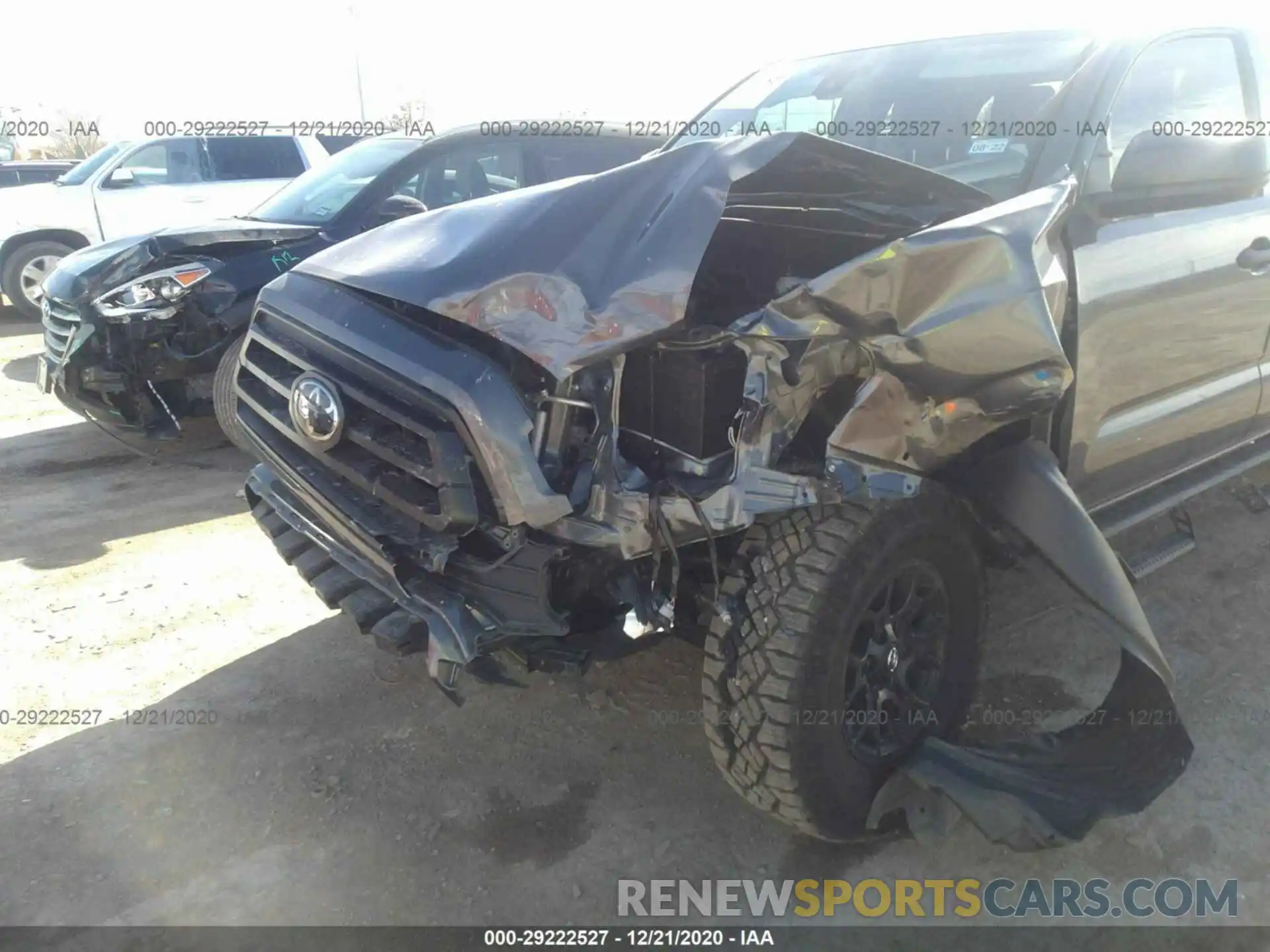 6 Photograph of a damaged car 3TYRX5GN8LT003722 TOYOTA TACOMA 2WD 2020