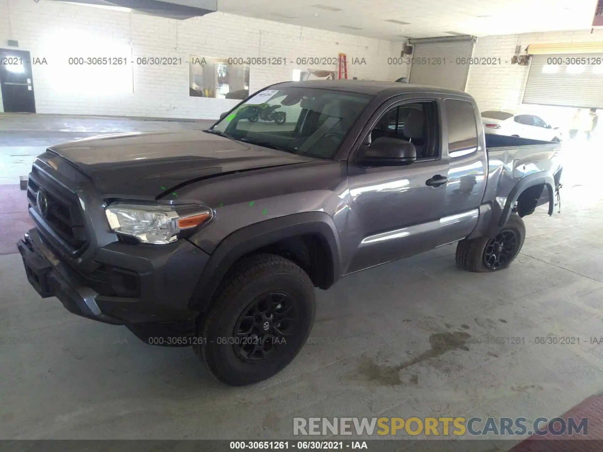 2 Photograph of a damaged car 3TYRZ5CN9LT000506 TOYOTA TACOMA 2WD 2020