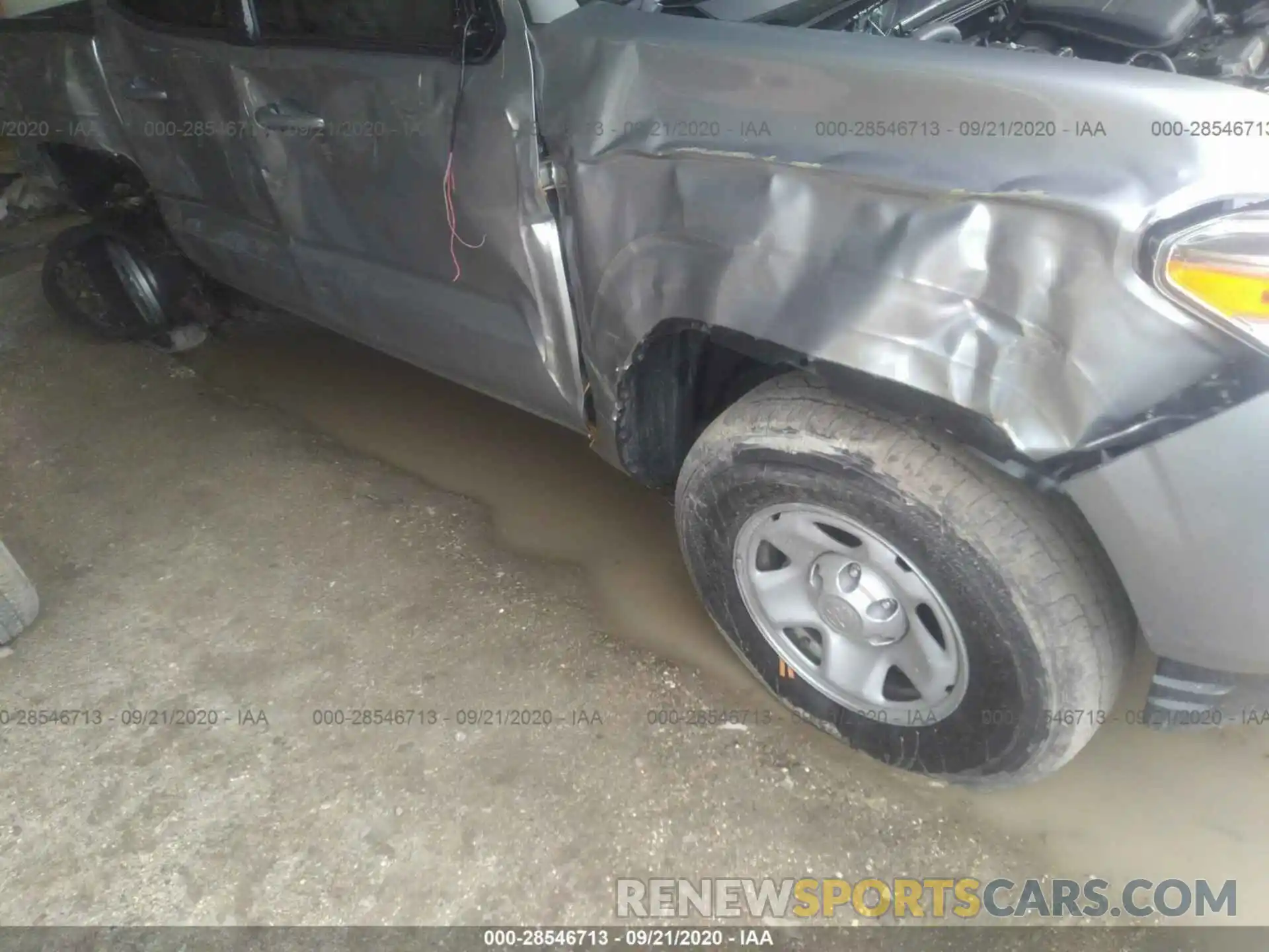 6 Photograph of a damaged car 5TFAX5GN0LX173401 TOYOTA TACOMA 2WD 2020