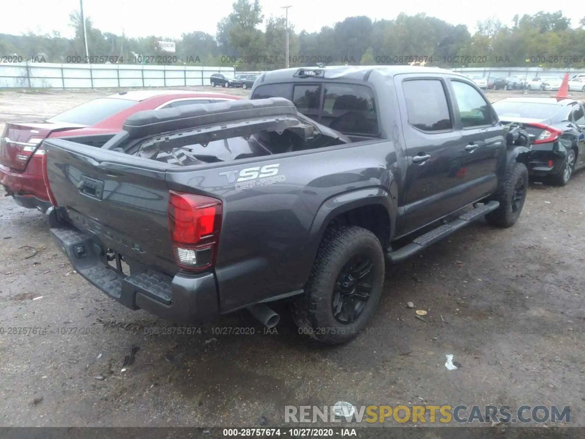 4 Фотография поврежденного автомобиля 5TFAX5GN1LX167008 TOYOTA TACOMA 2WD 2020