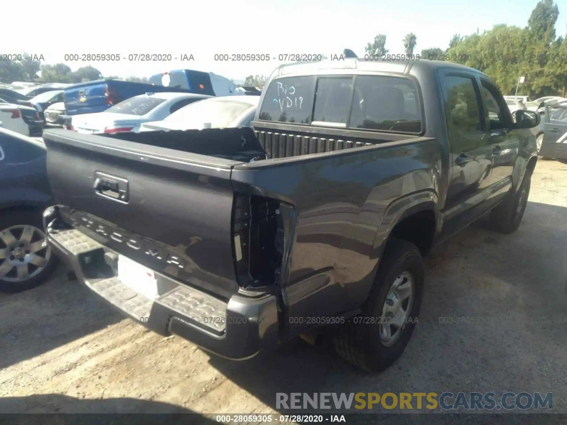 4 Фотография поврежденного автомобиля 5TFAX5GN1LX177313 TOYOTA TACOMA 2WD 2020