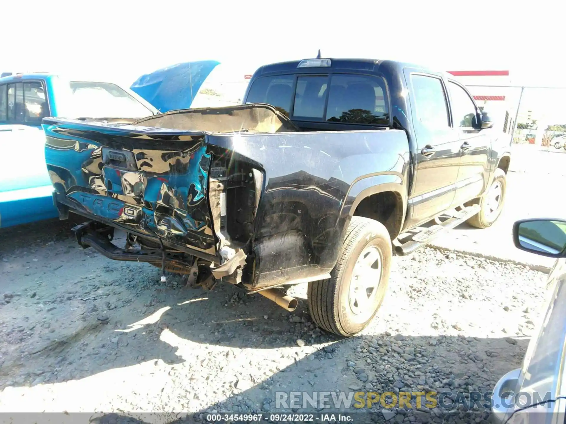 4 Photograph of a damaged car 5TFAX5GN1LX182396 TOYOTA TACOMA 2WD 2020