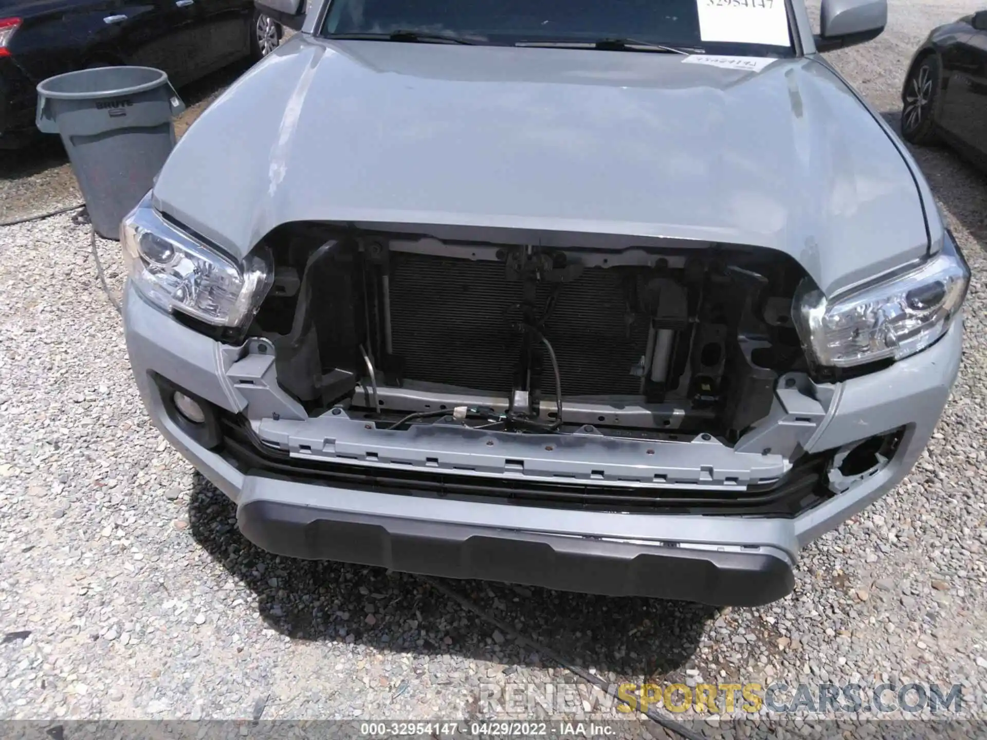 6 Photograph of a damaged car 5TFAX5GN1LX187534 TOYOTA TACOMA 2WD 2020